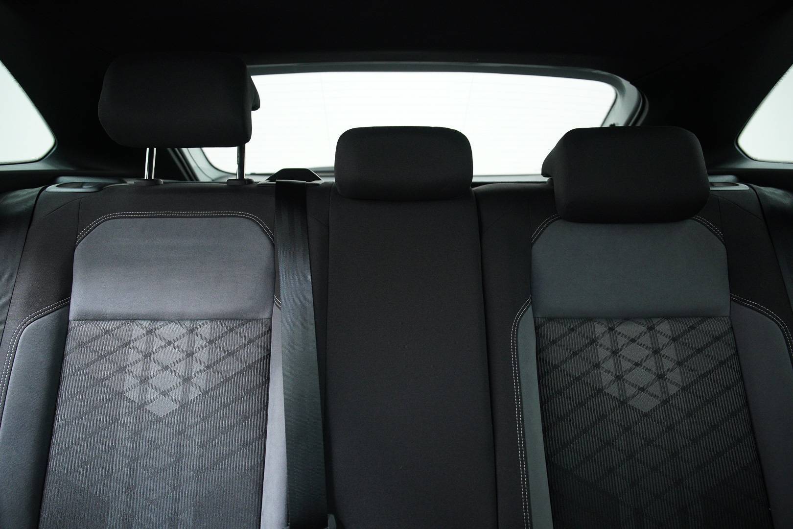 VOLKSWAGEN Taigo - Foto 23