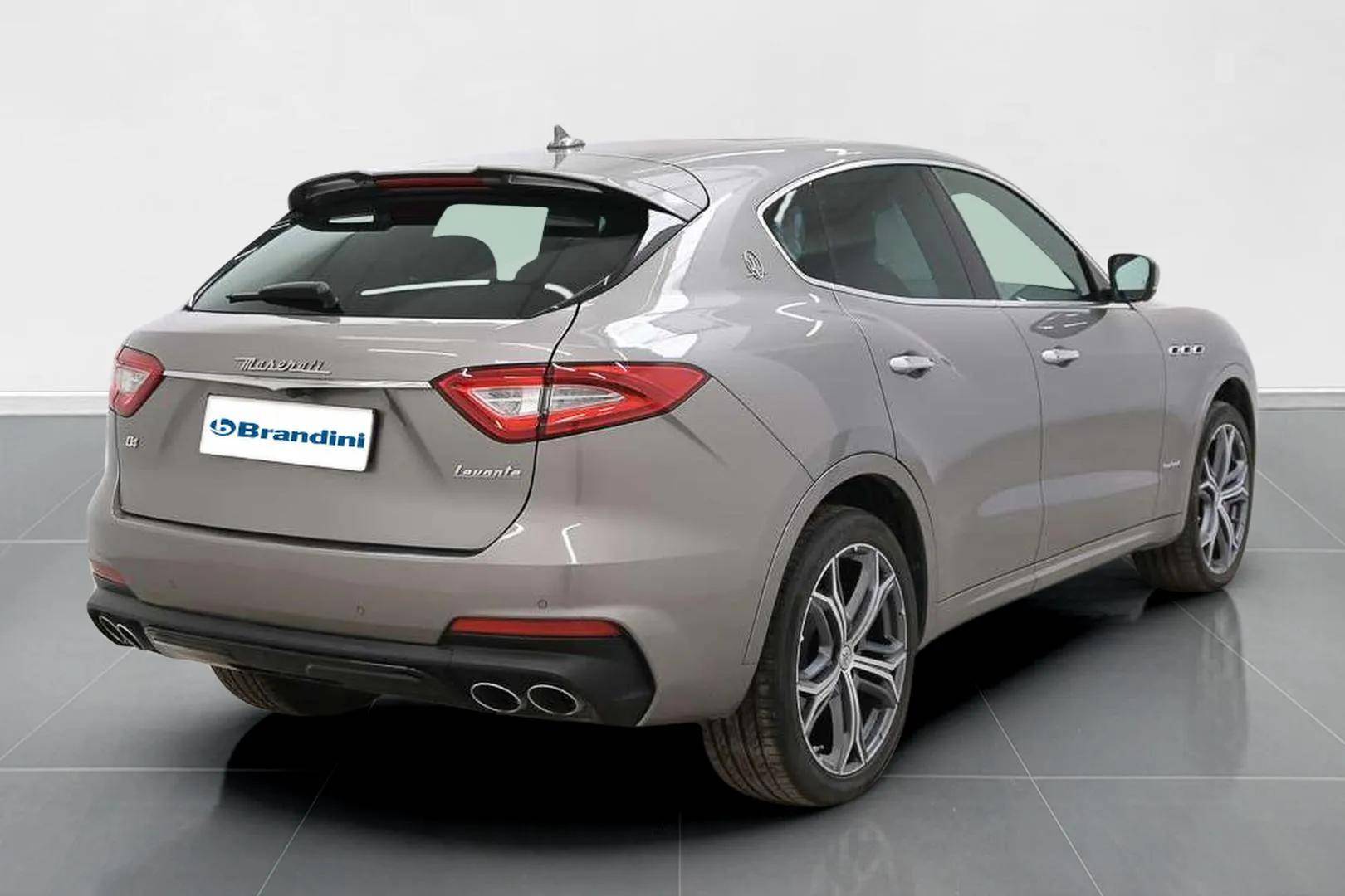 MASERATI Levante - Foto 4