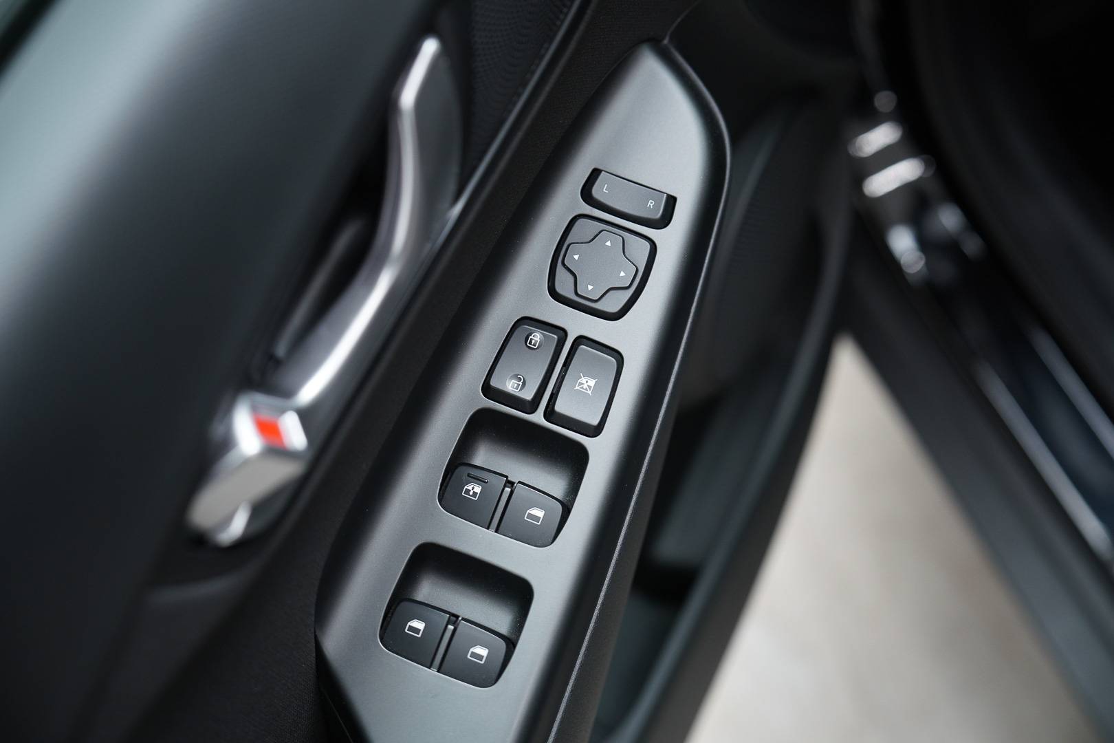 HYUNDAI Kona - Foto 10