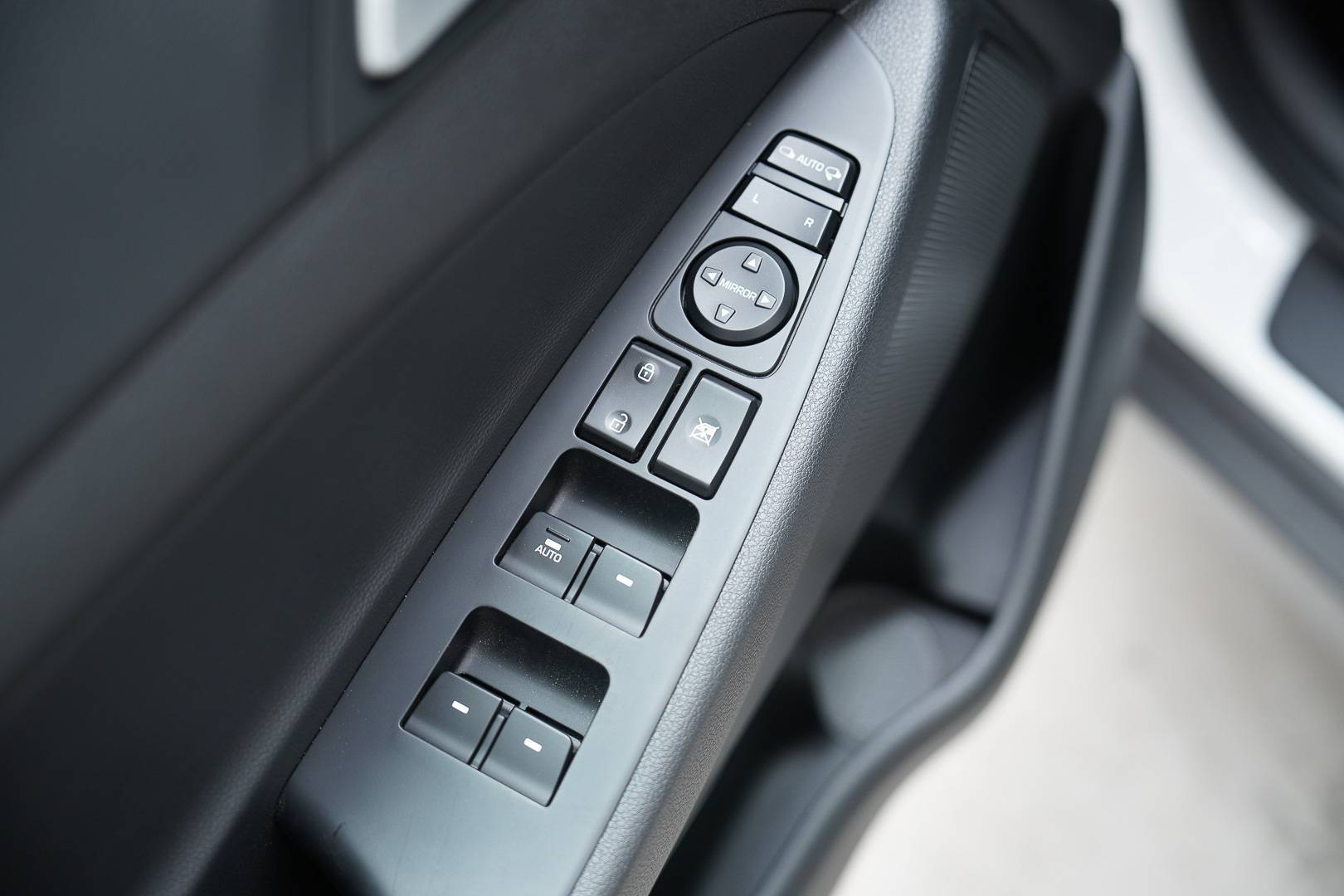 HYUNDAI Tucson - Foto 10