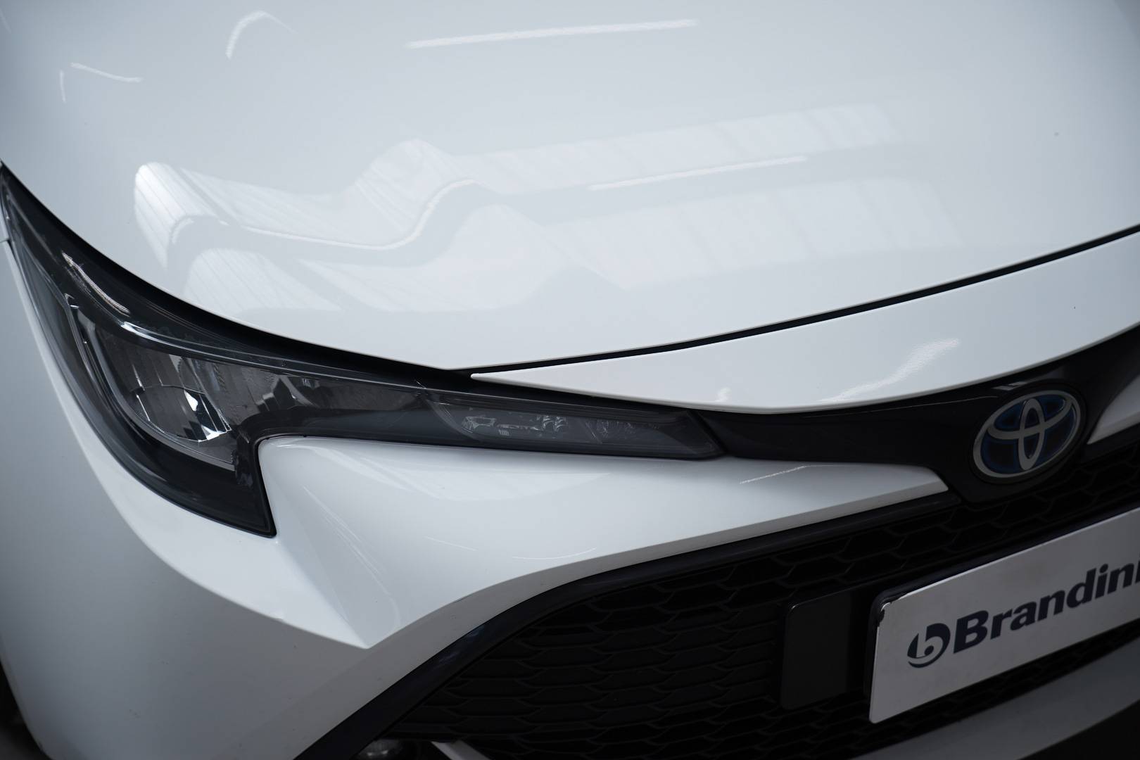 TOYOTA Corolla Touring - Foto 4