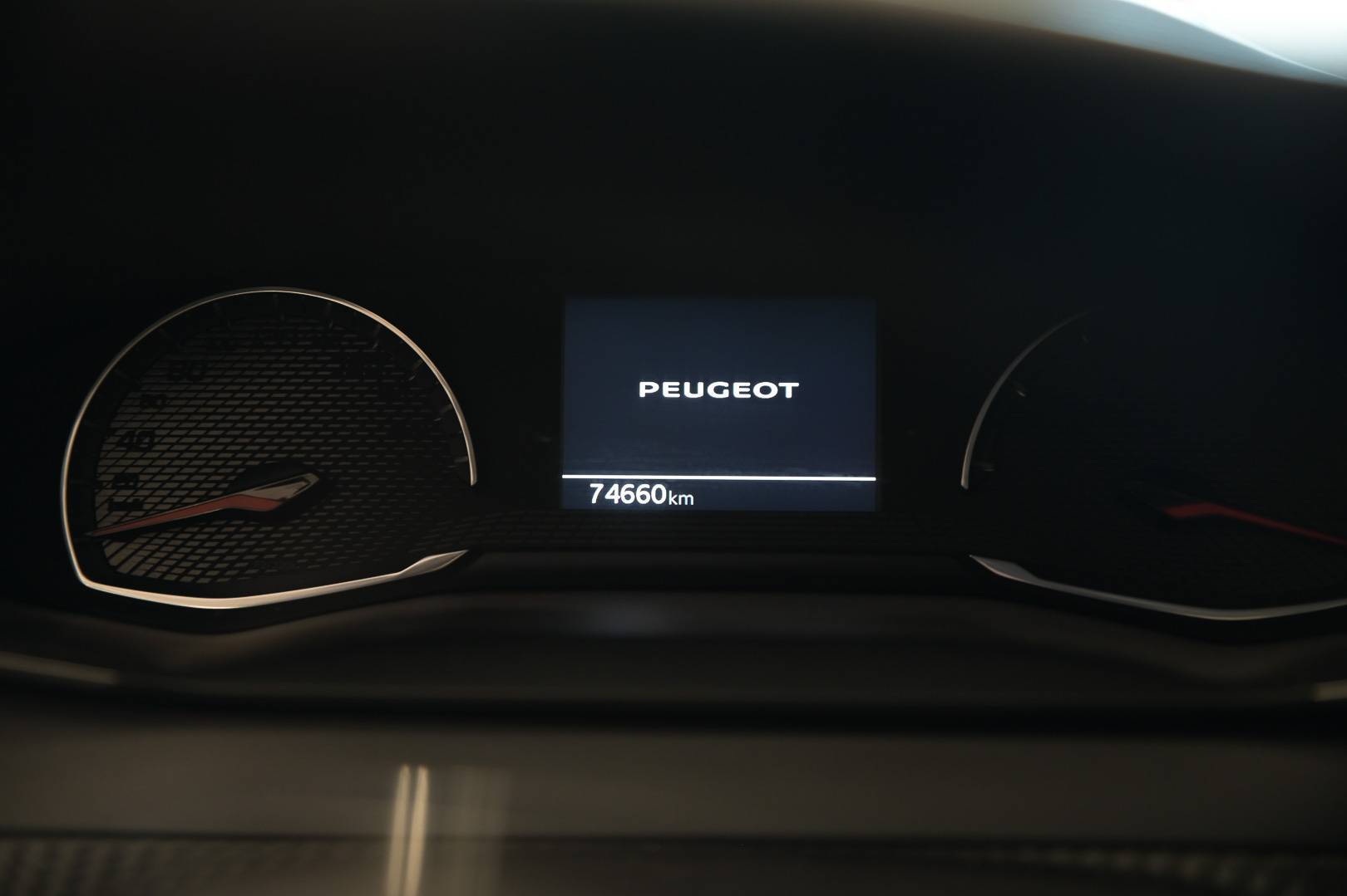 PEUGEOT 208 - Foto 12