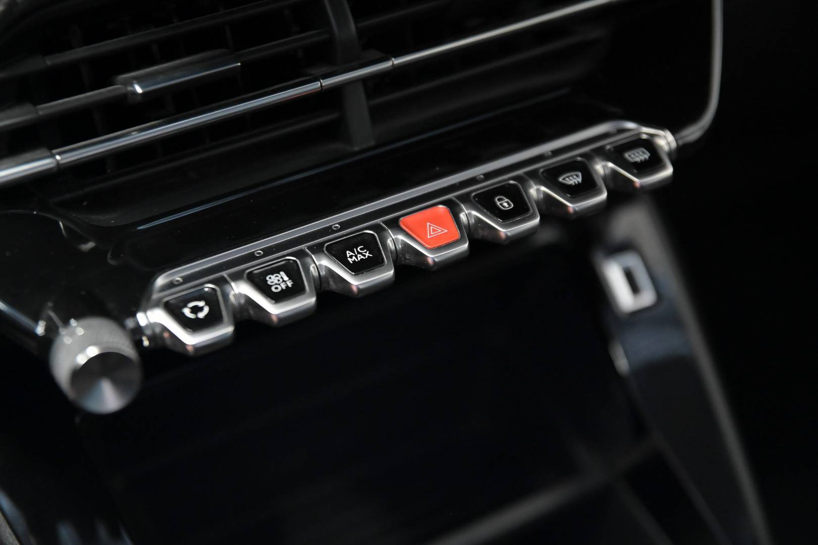 PEUGEOT 208 - Foto 20