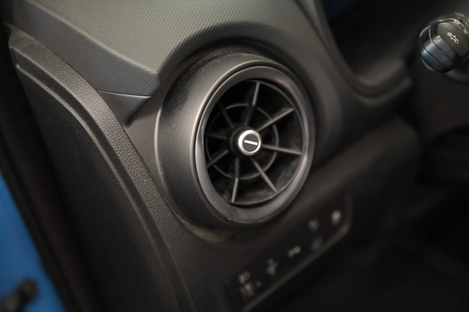 HYUNDAI Kona - Foto 11