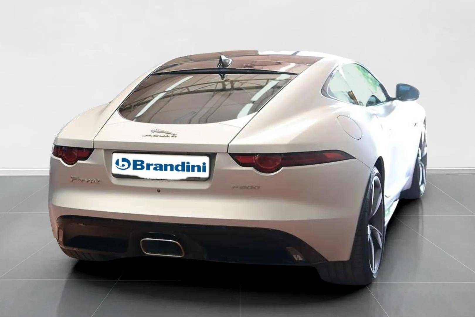 JAGUAR F-Type - Foto 4