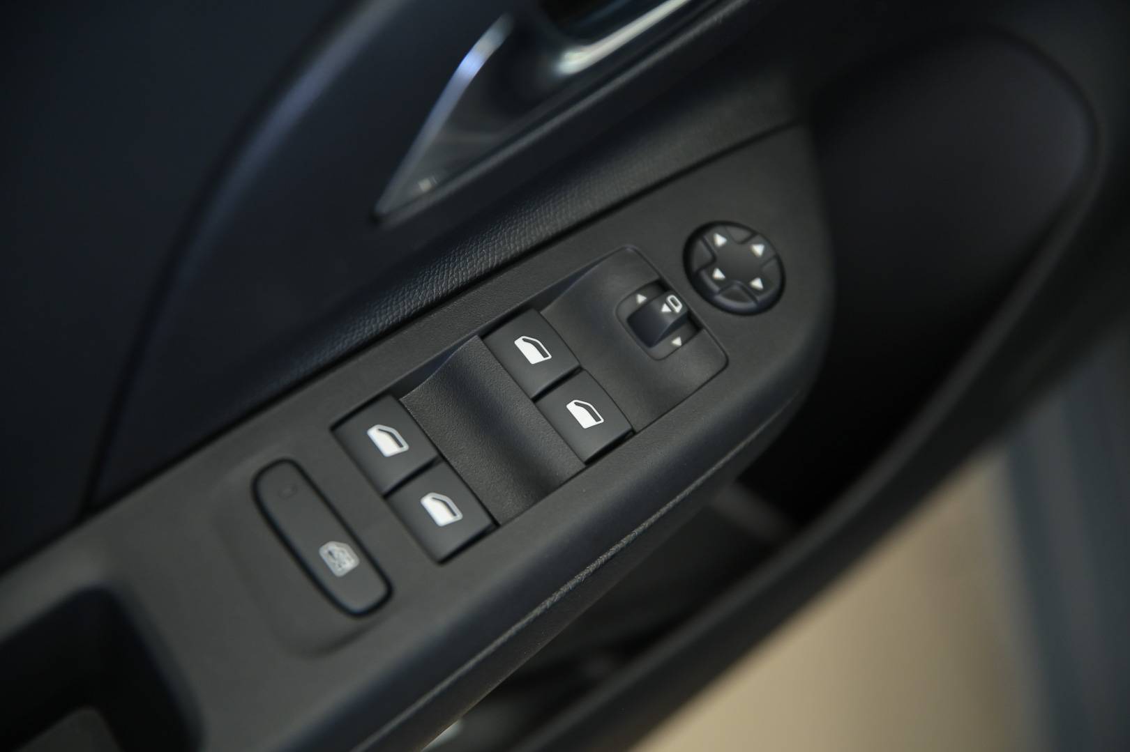 OPEL Corsa - Foto 10