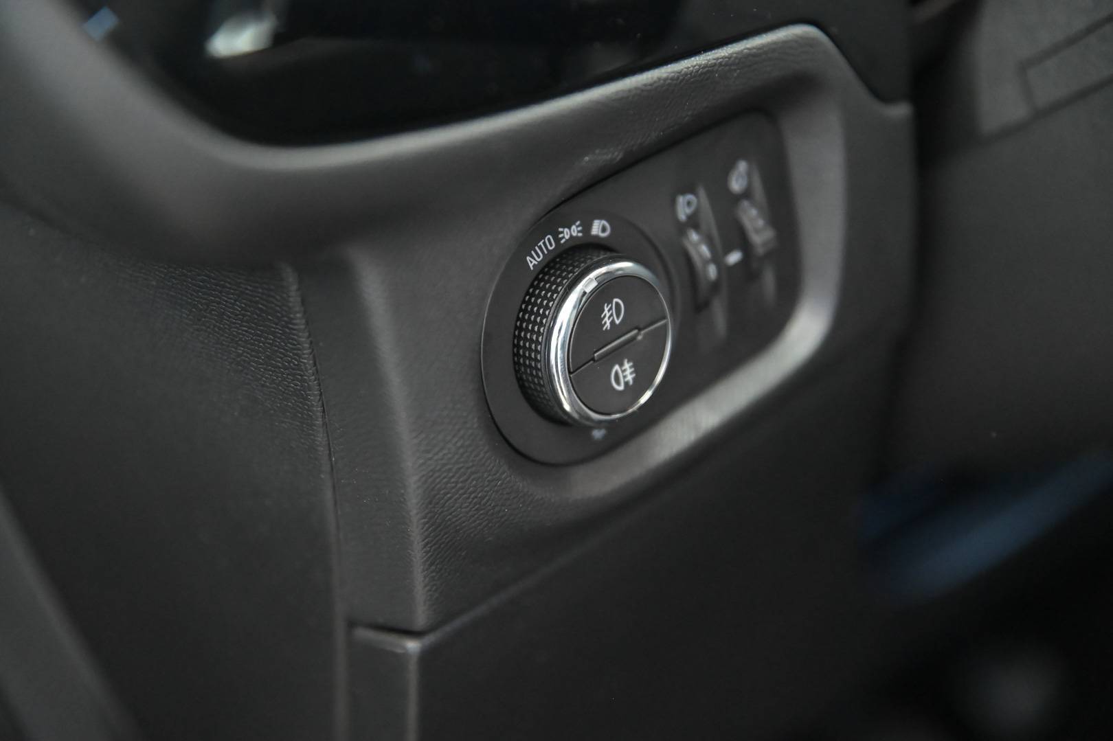 OPEL Corsa - Foto 12