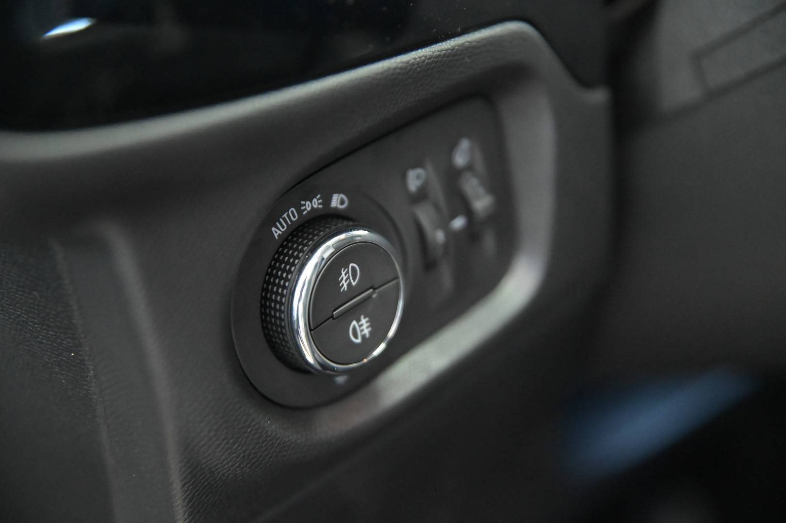 OPEL Corsa - Foto 12