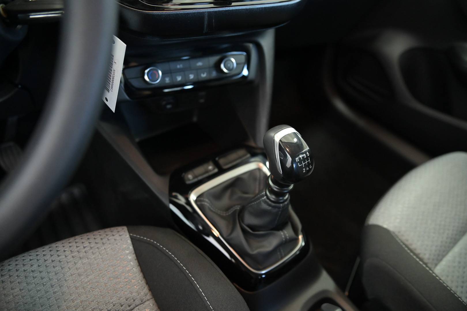 OPEL Corsa - Foto 15