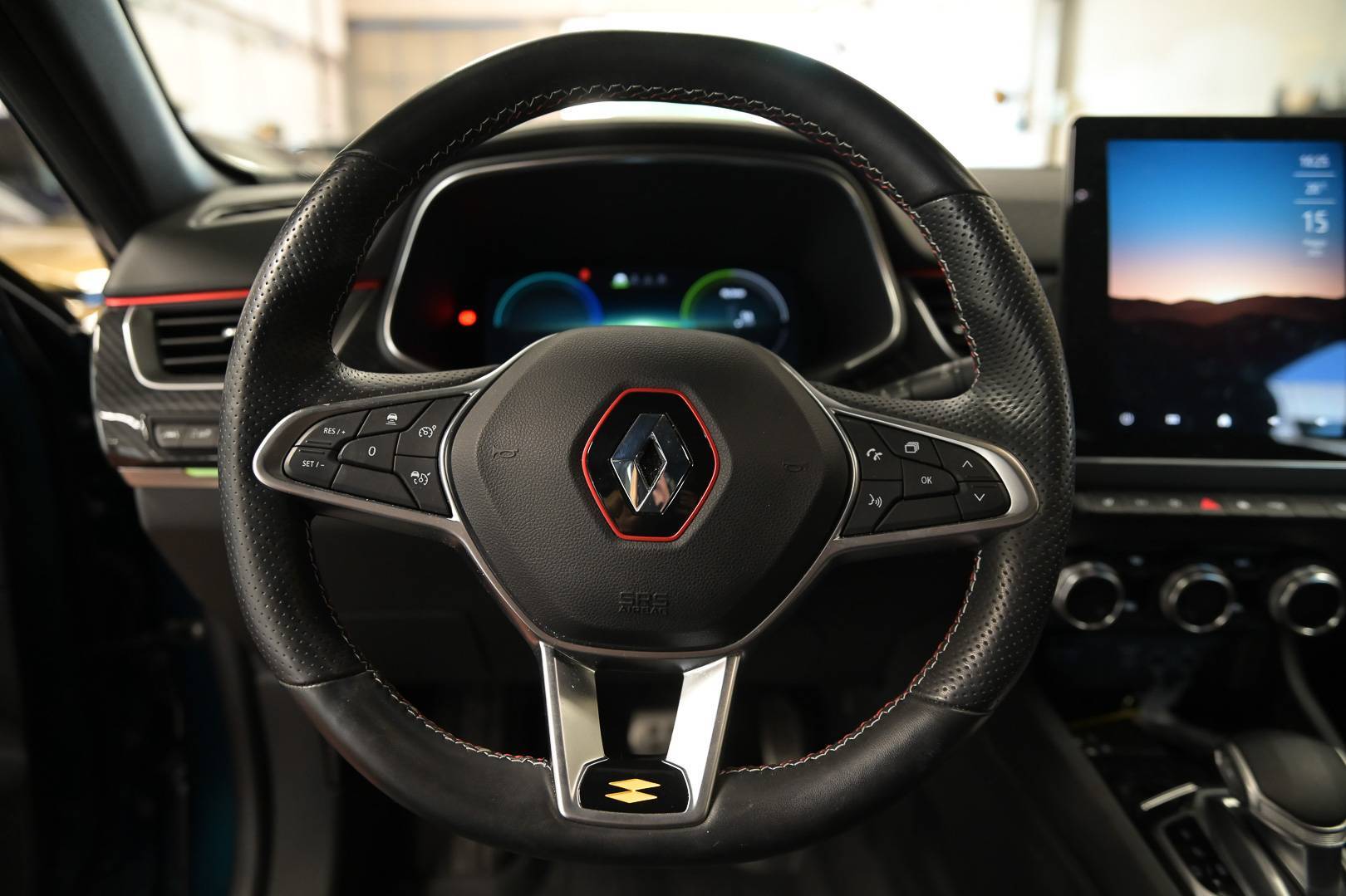RENAULT Arkana - Foto 14