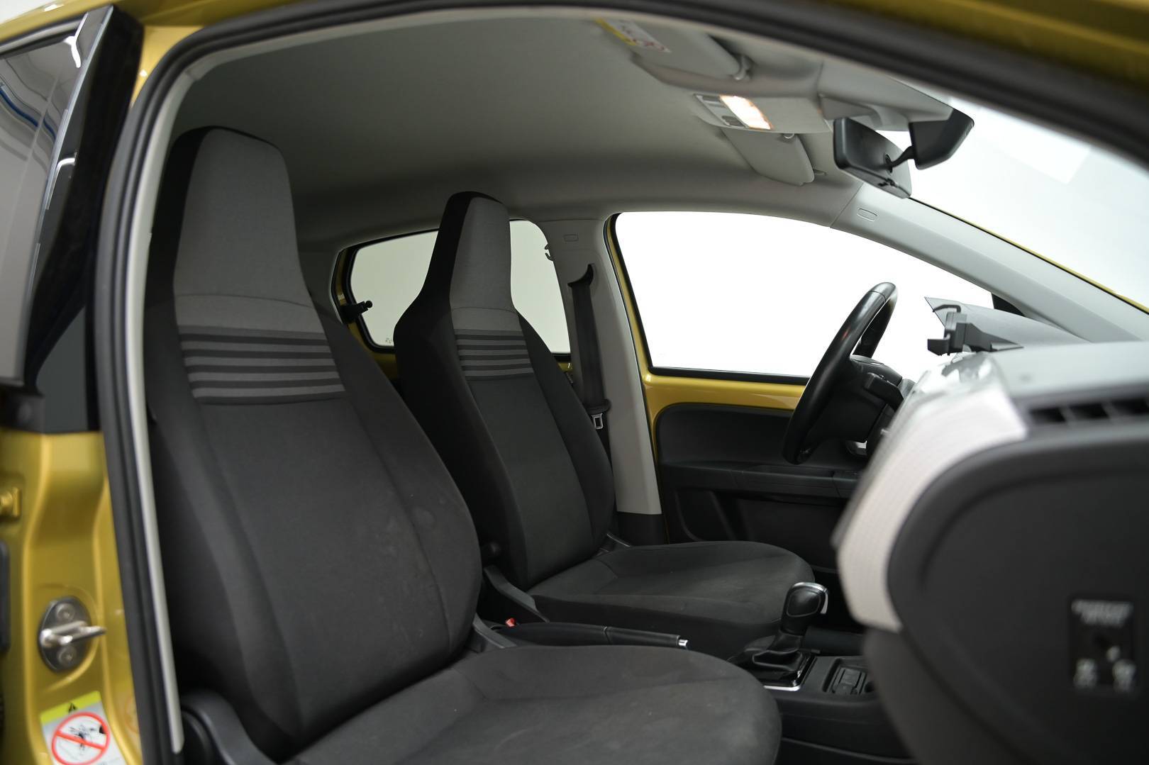VOLKSWAGEN up! - Foto 22