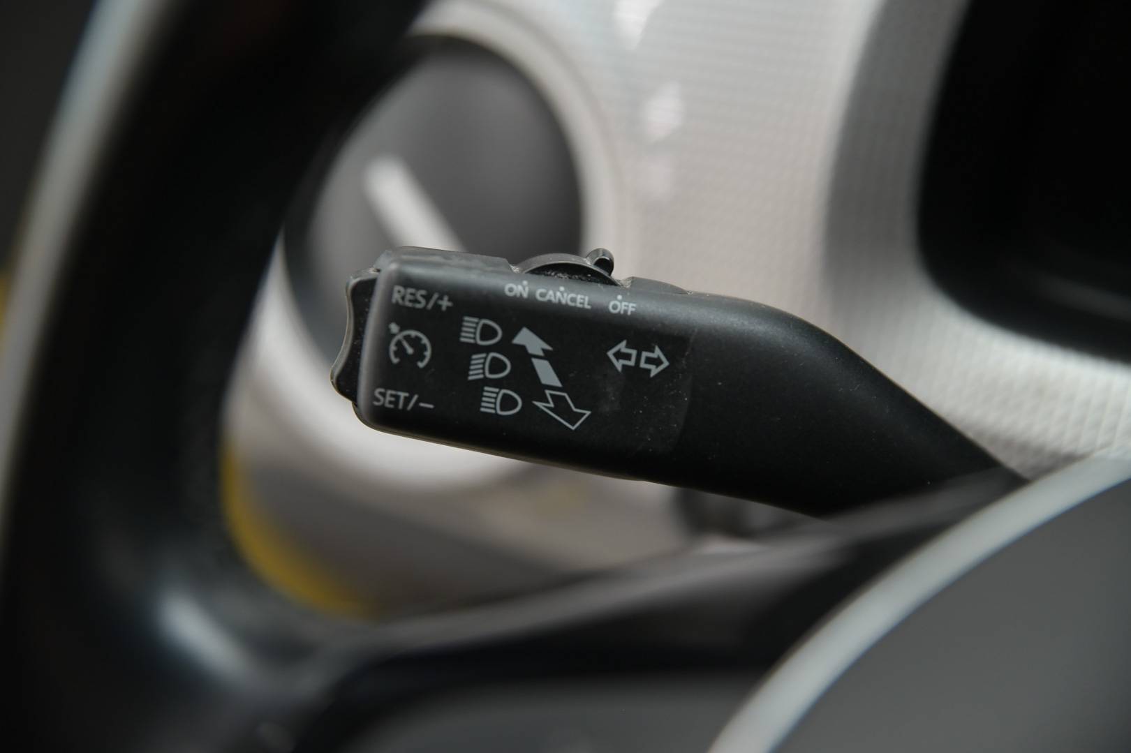 VOLKSWAGEN up! - Foto 26
