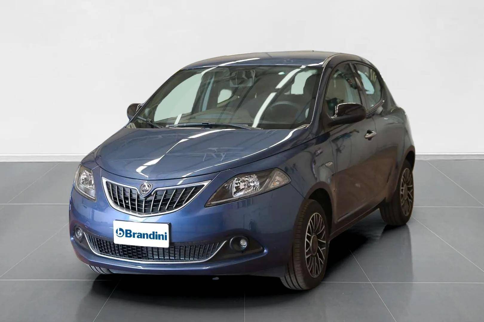 LANCIA Ypsilon - Foto 1
