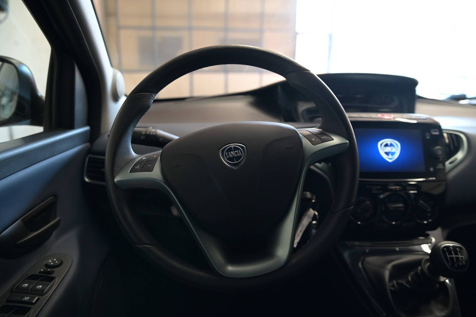 LANCIA Ypsilon - Foto 15