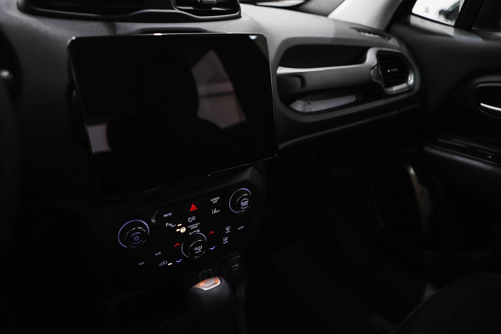 JEEP Renegade - Foto 17