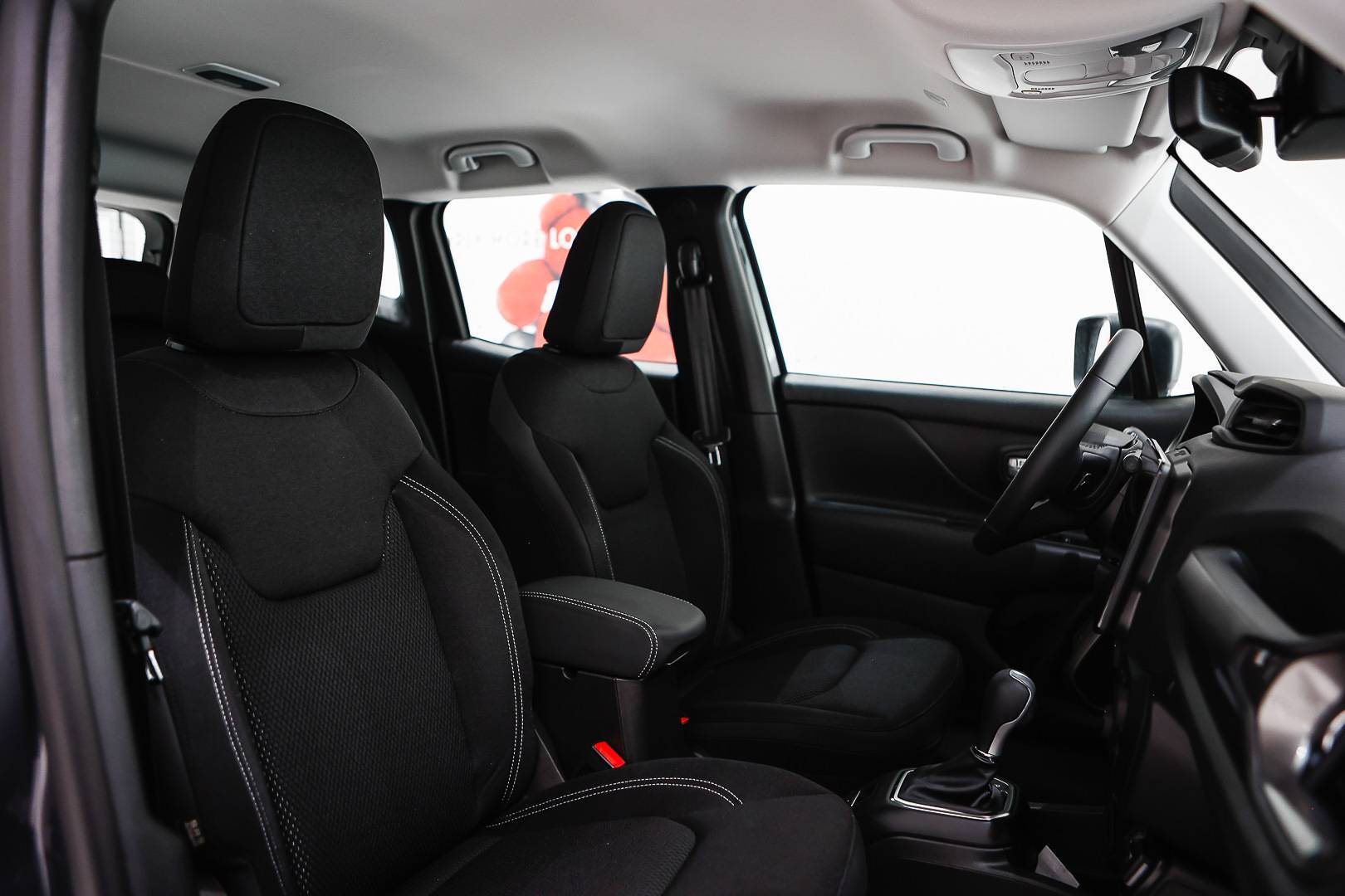 JEEP Renegade - Foto 22