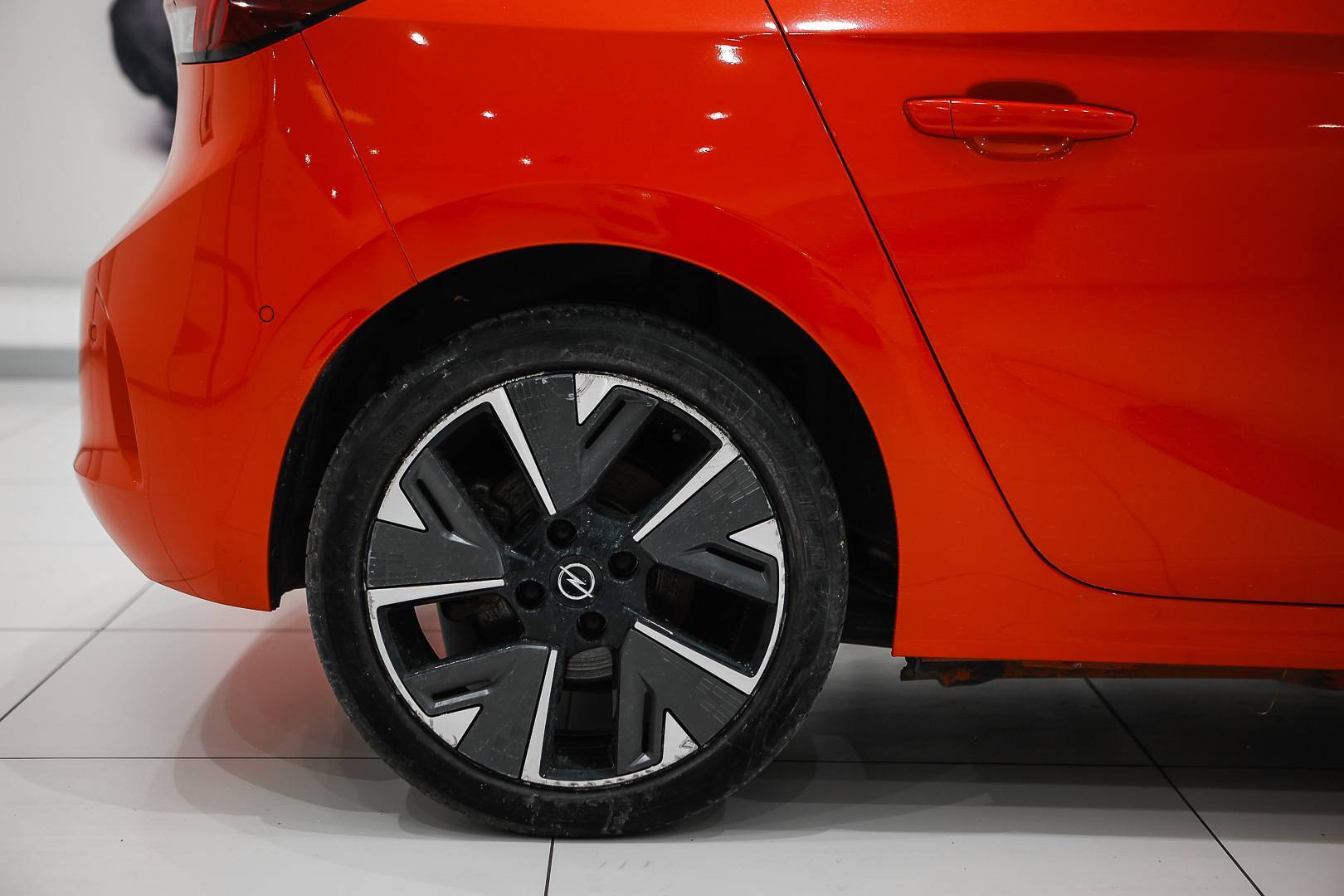 OPEL Corsa - Foto 7