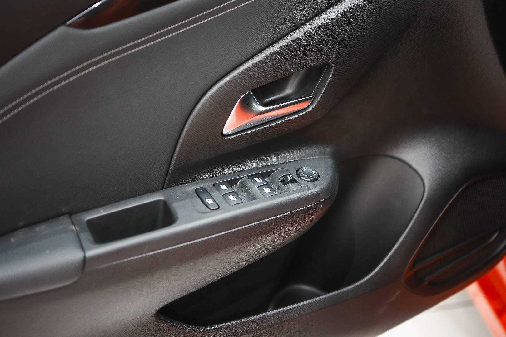 OPEL Corsa - Foto 10