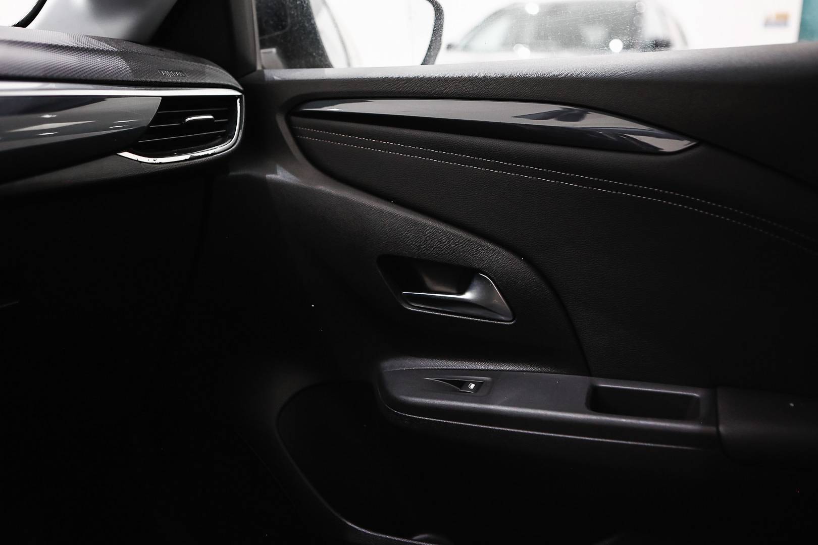 OPEL Corsa - Foto 21