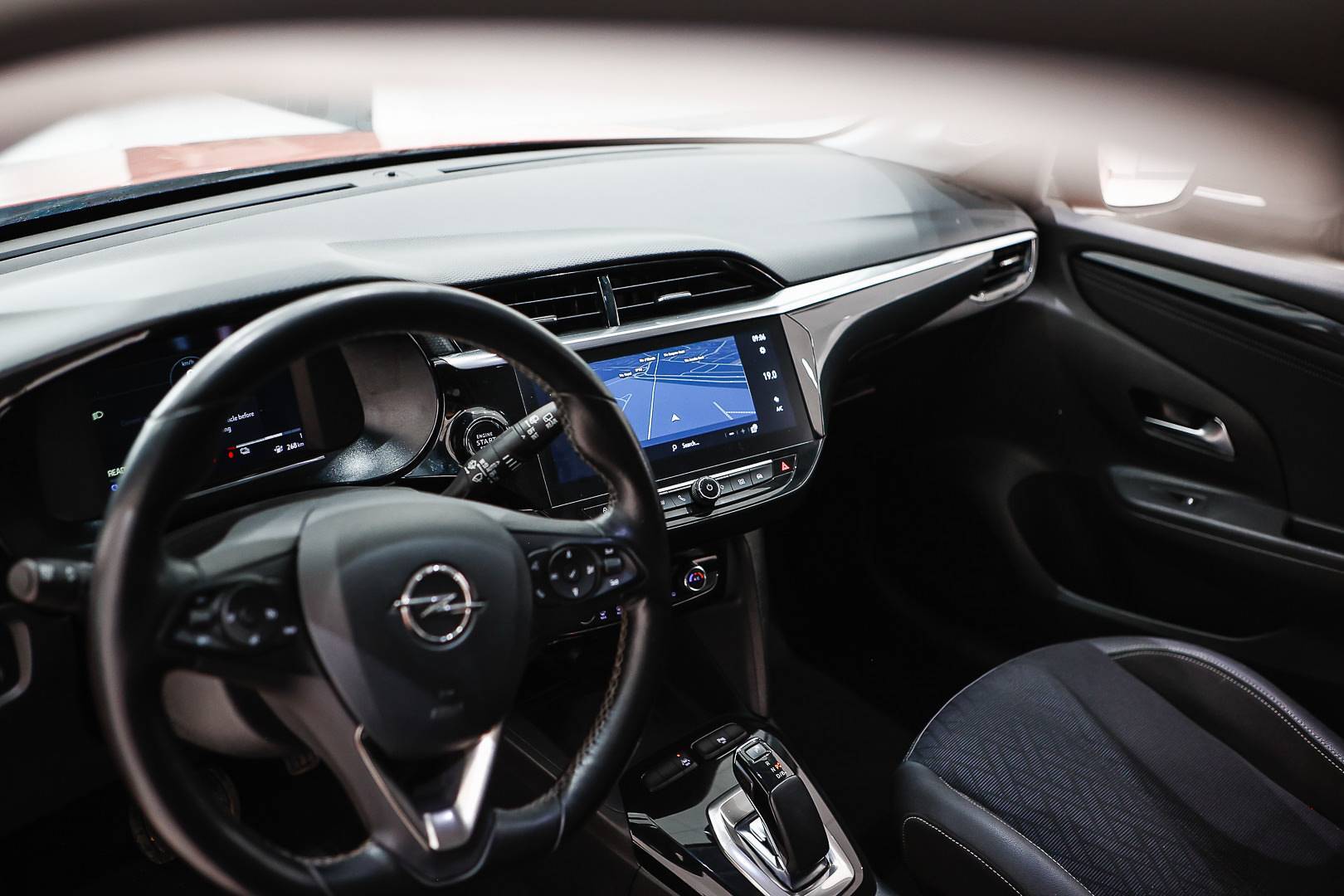 OPEL Corsa - Foto 23