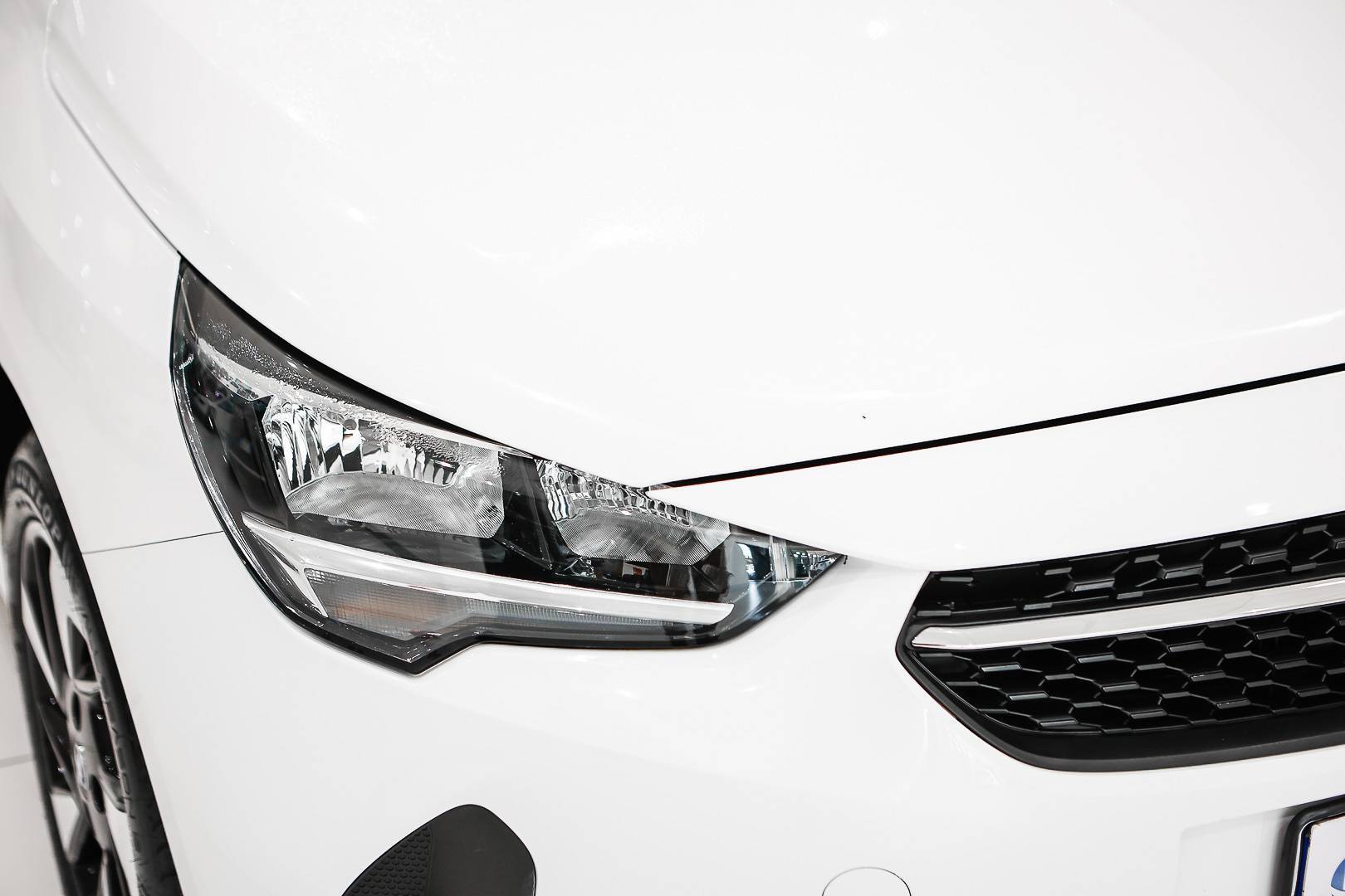 OPEL Corsa - Foto 4