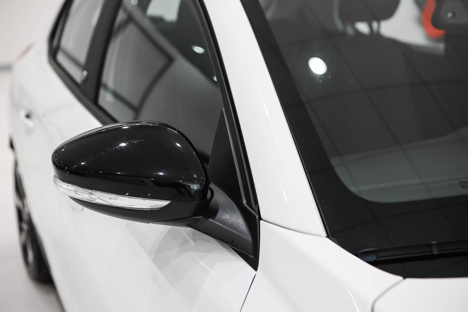 OPEL Corsa - Foto 5