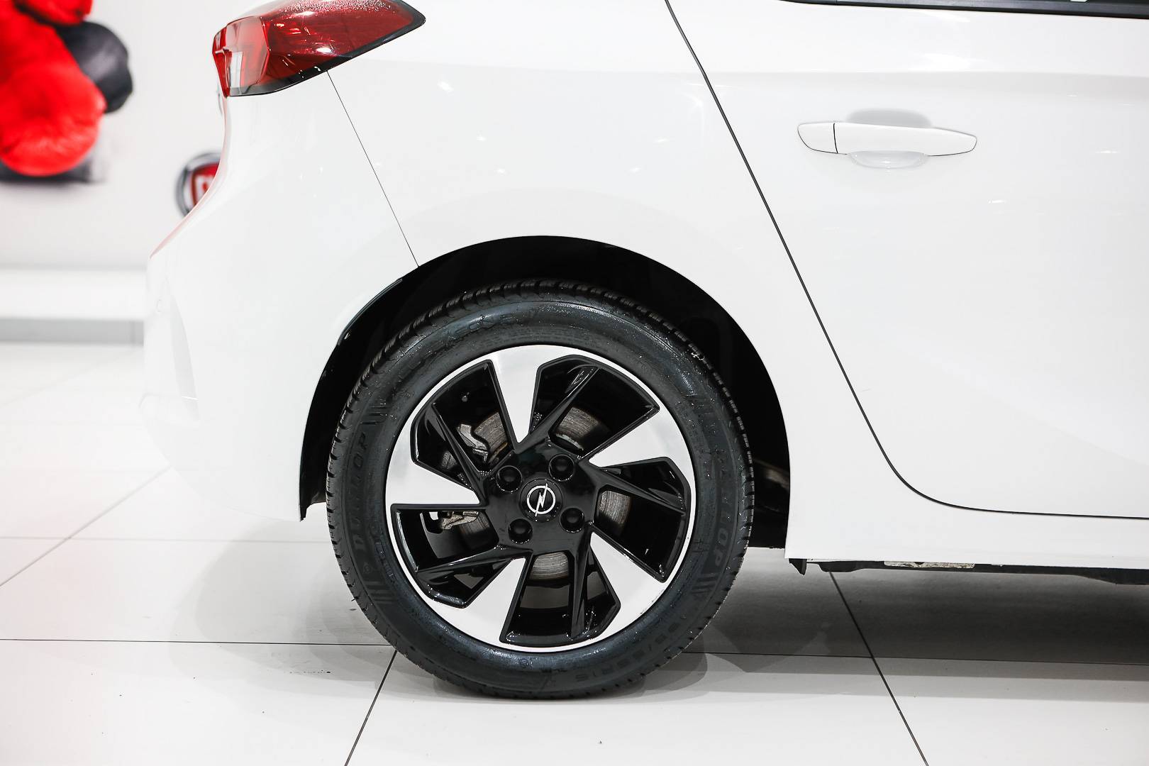 OPEL Corsa - Foto 7