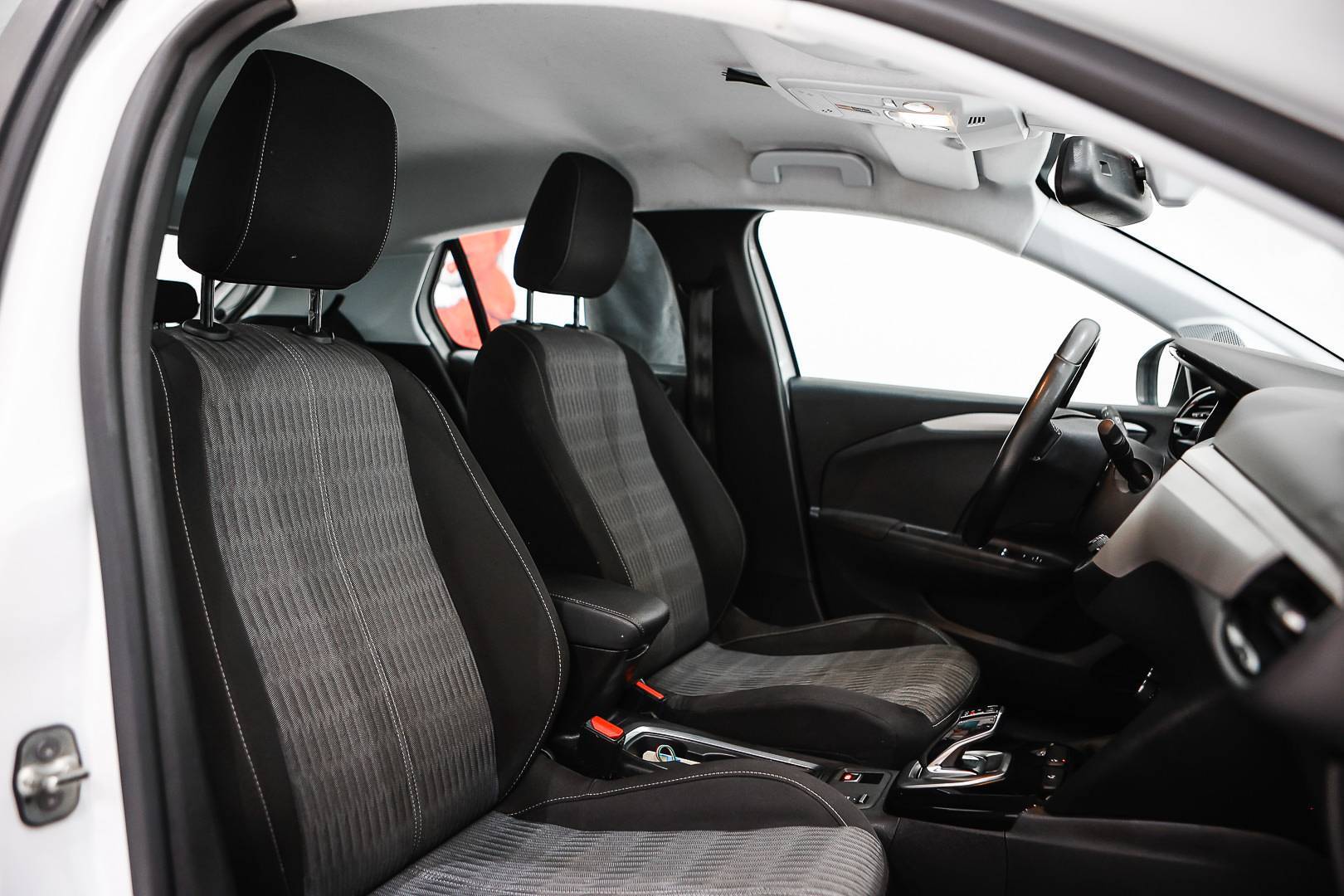 OPEL Corsa - Foto 23