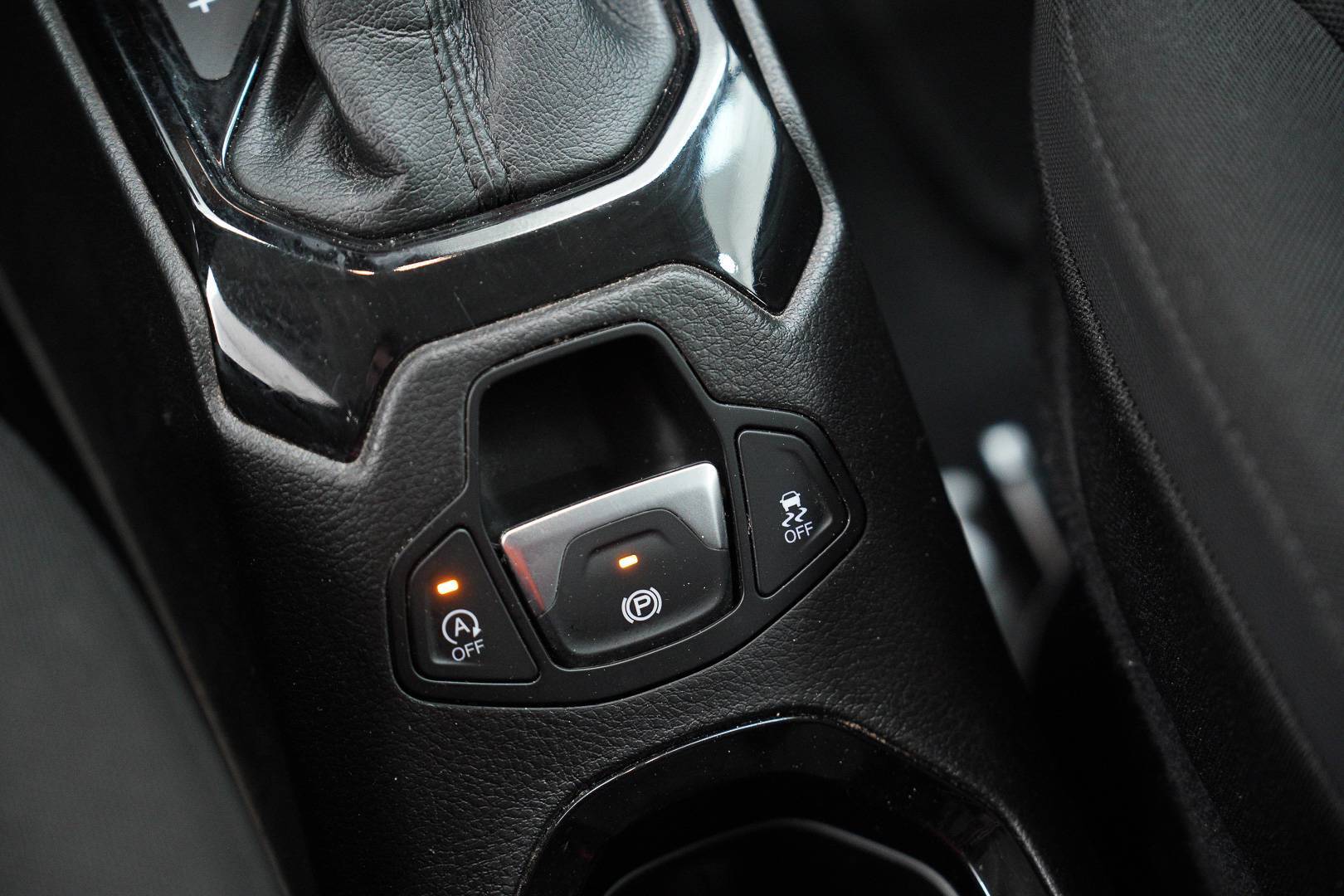 JEEP Renegade - Foto 20