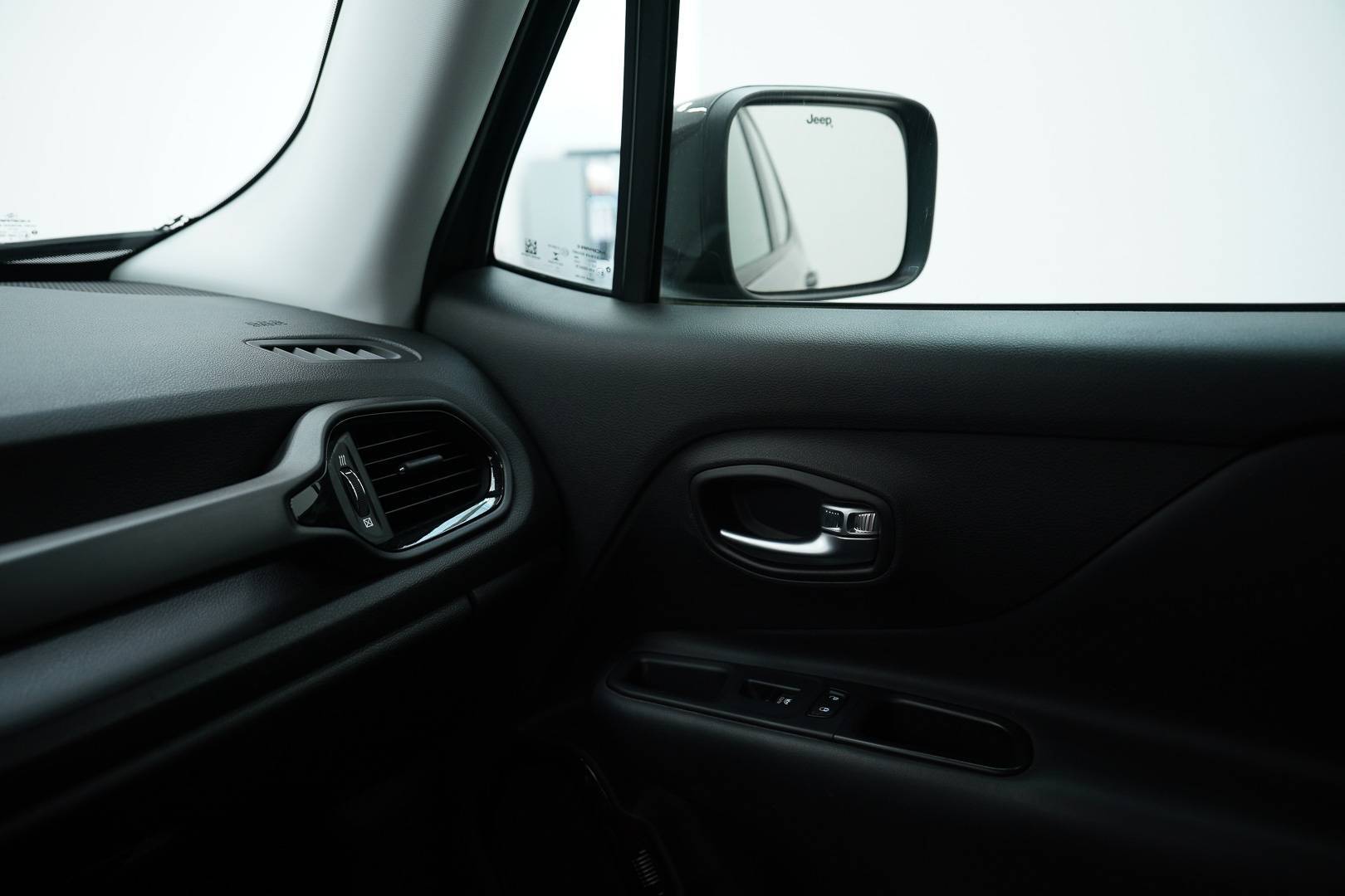JEEP Renegade - Foto 21