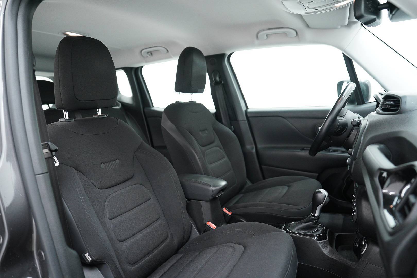 JEEP Renegade - Foto 22
