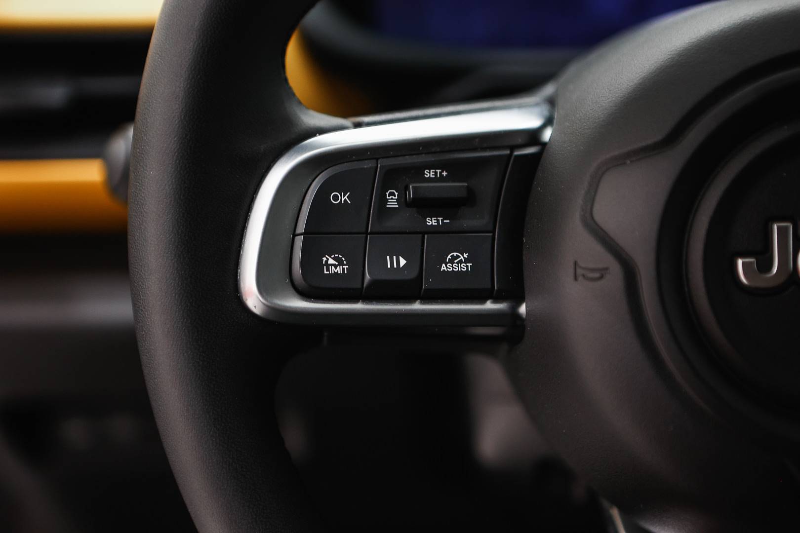 JEEP Avenger - Foto 12