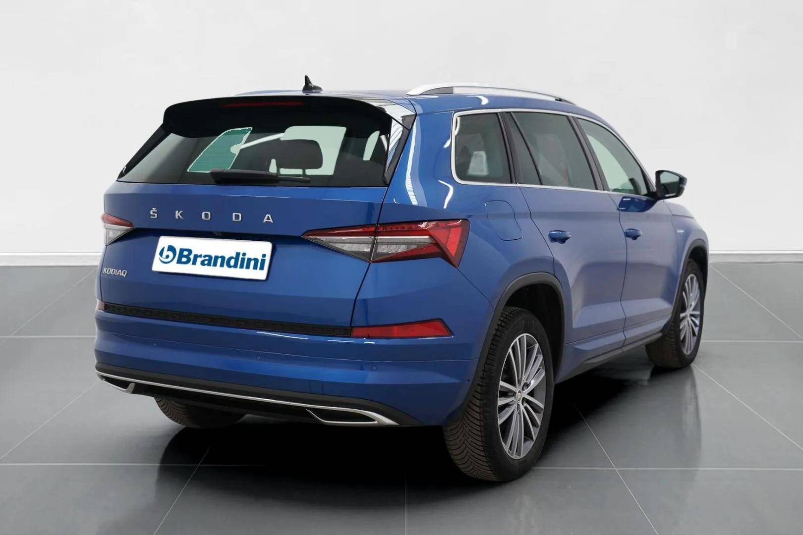 SKODA Kodiaq - Foto 8
