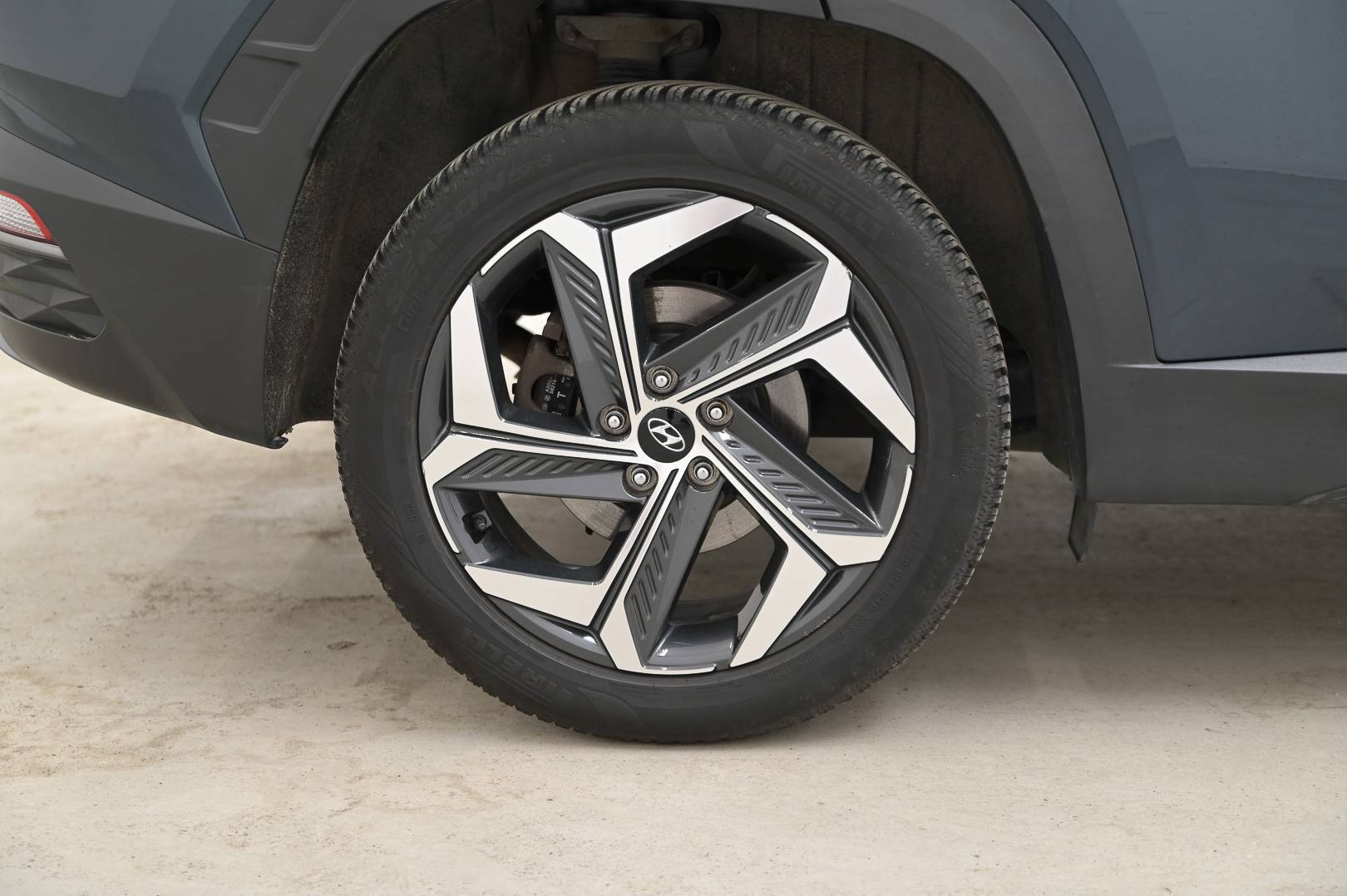 HYUNDAI Tucson - Foto 11