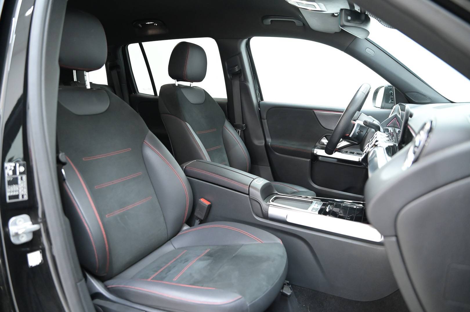 MERCEDES GLB - Foto 29