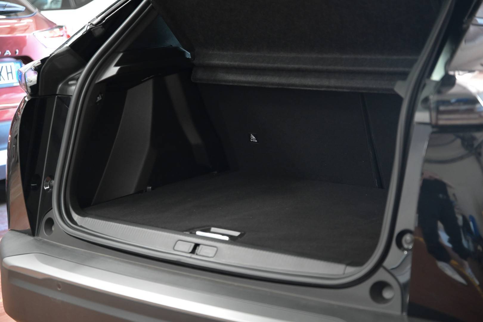 PEUGEOT 2008 - Foto 5