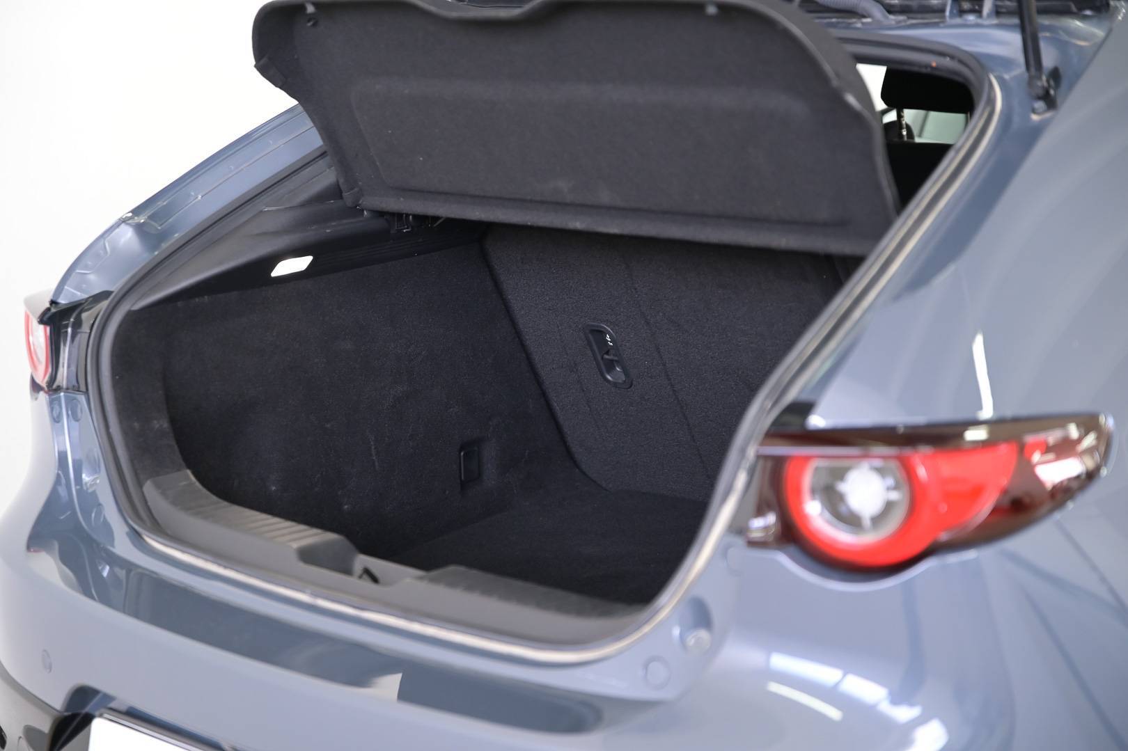 MAZDA 3 - Foto 5