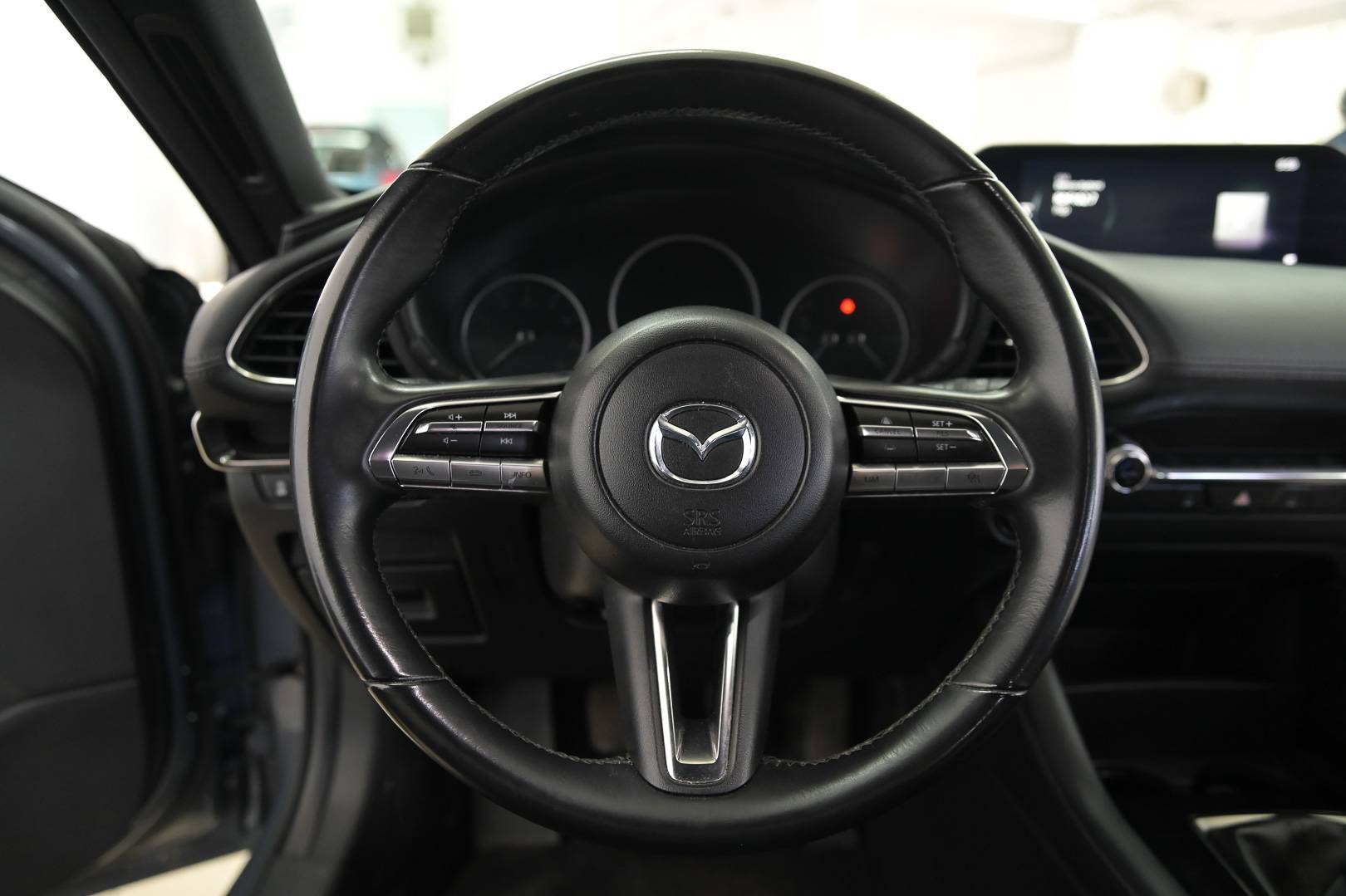 MAZDA 3 - Foto 14