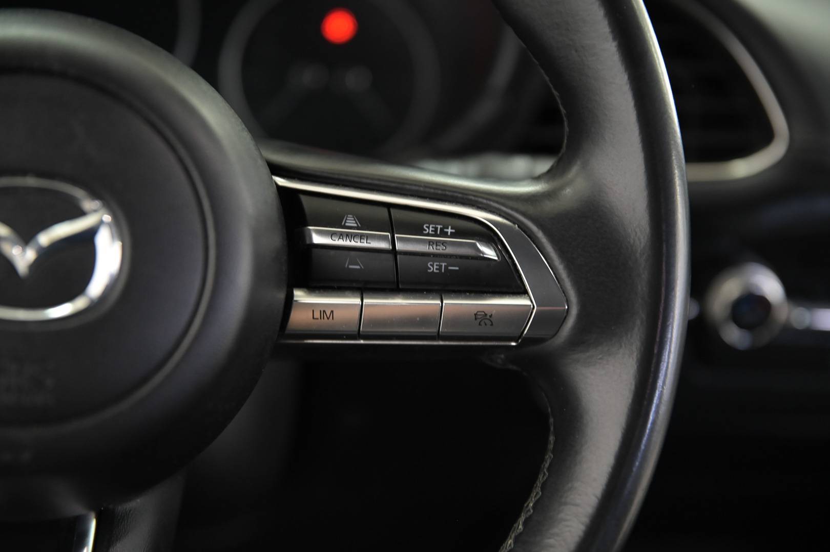 MAZDA 3 - Foto 16