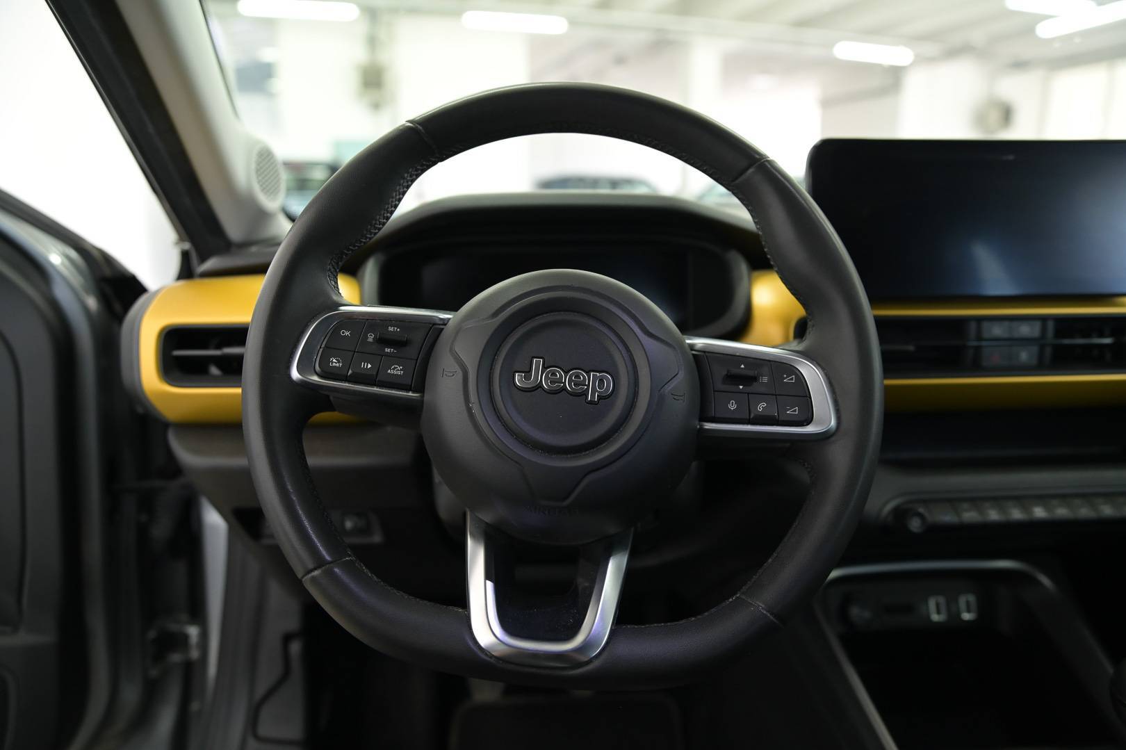 JEEP Avenger - Foto 15