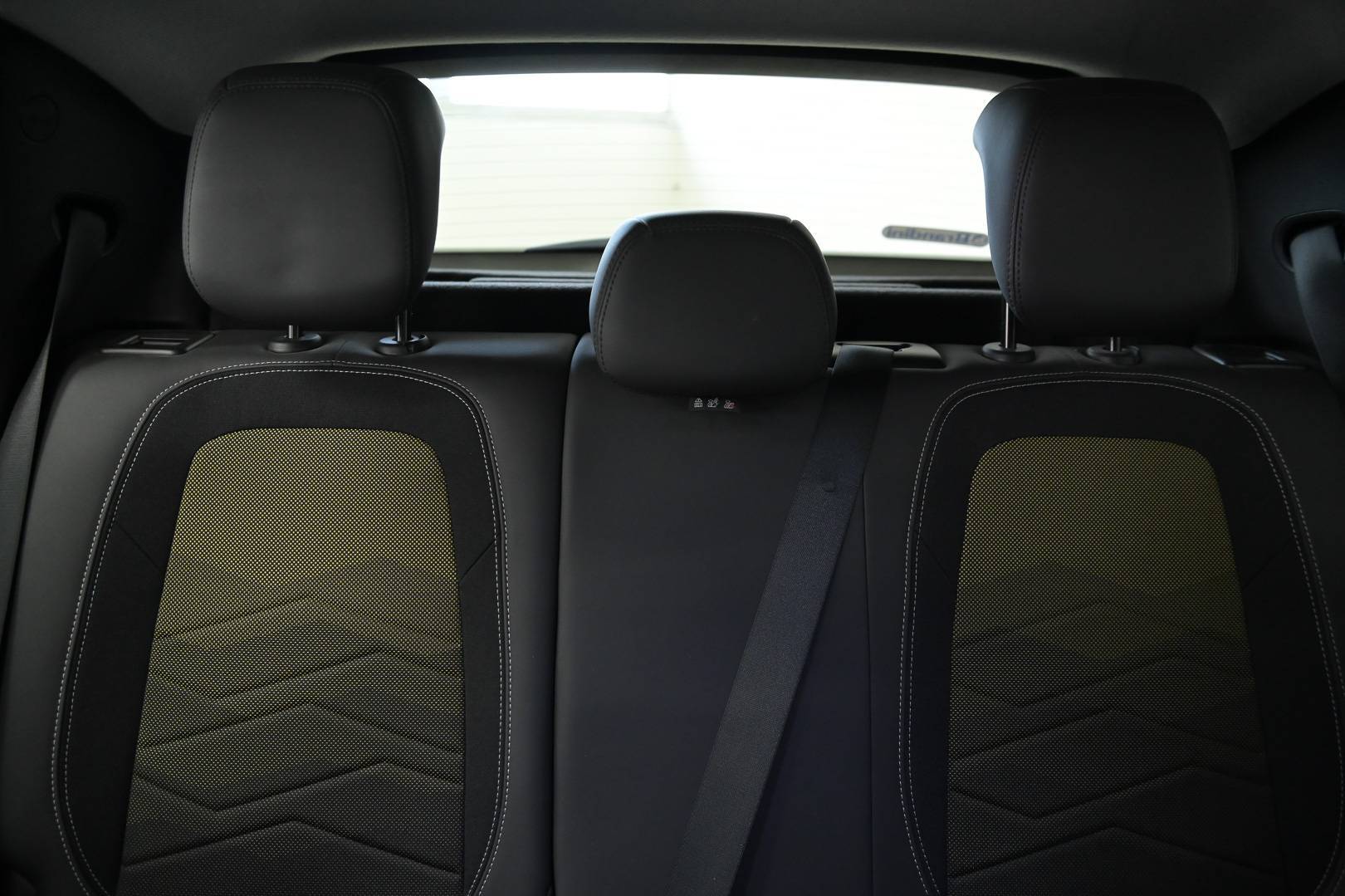 JEEP Avenger - Foto 25