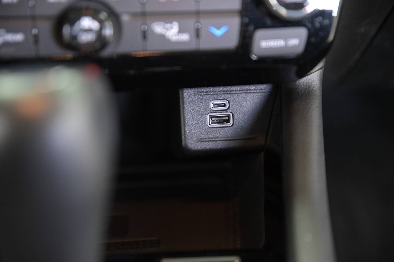 JEEP Compass - Foto 19