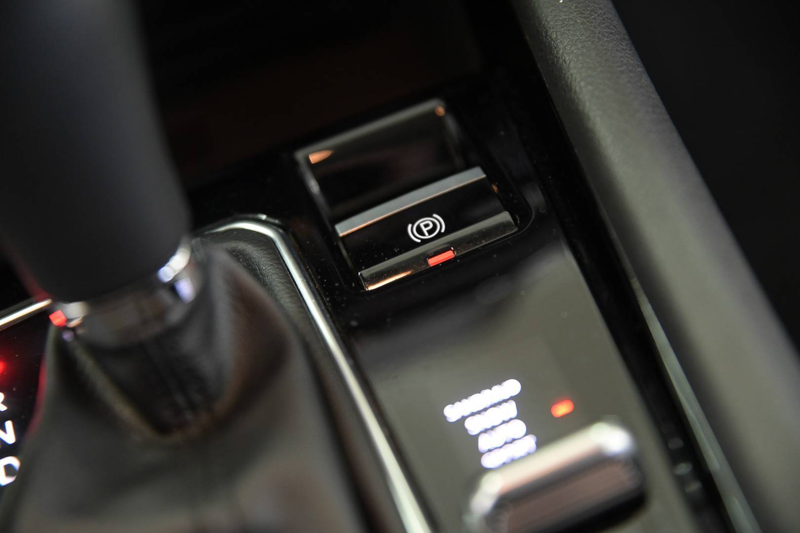 JEEP Compass - Foto 20