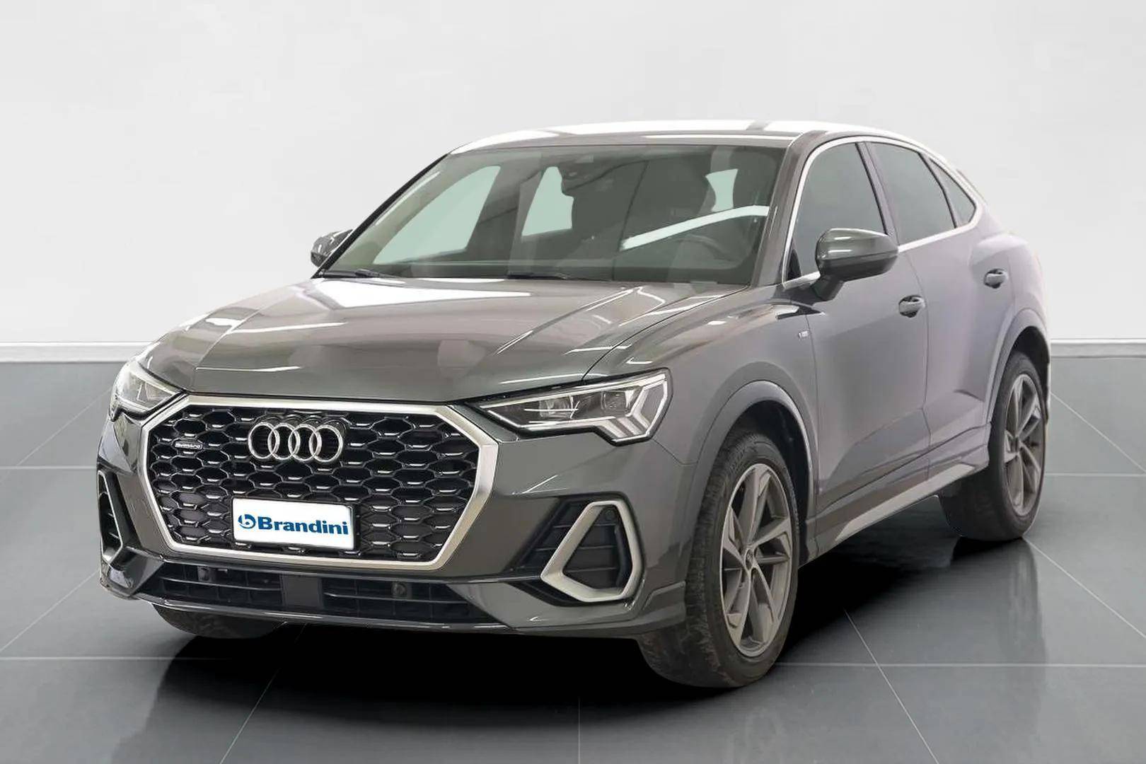 AUDI Q3 - Foto 1