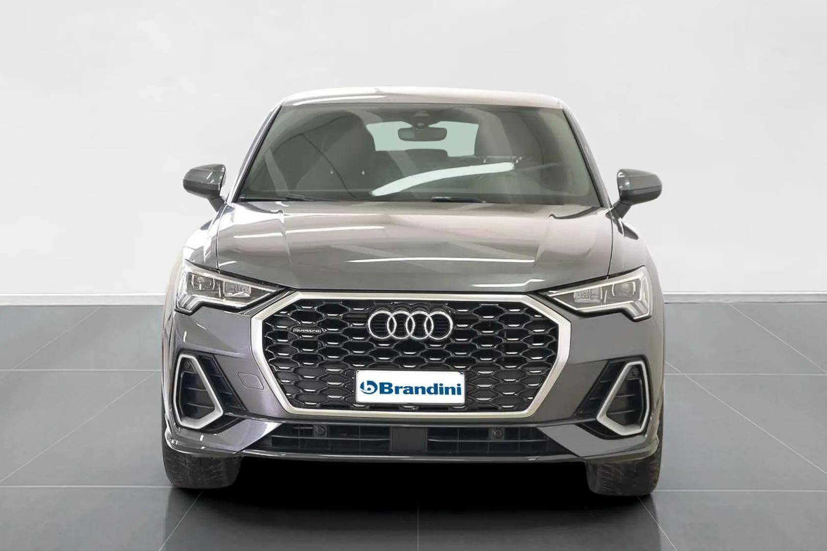 AUDI Q3 - Foto 2
