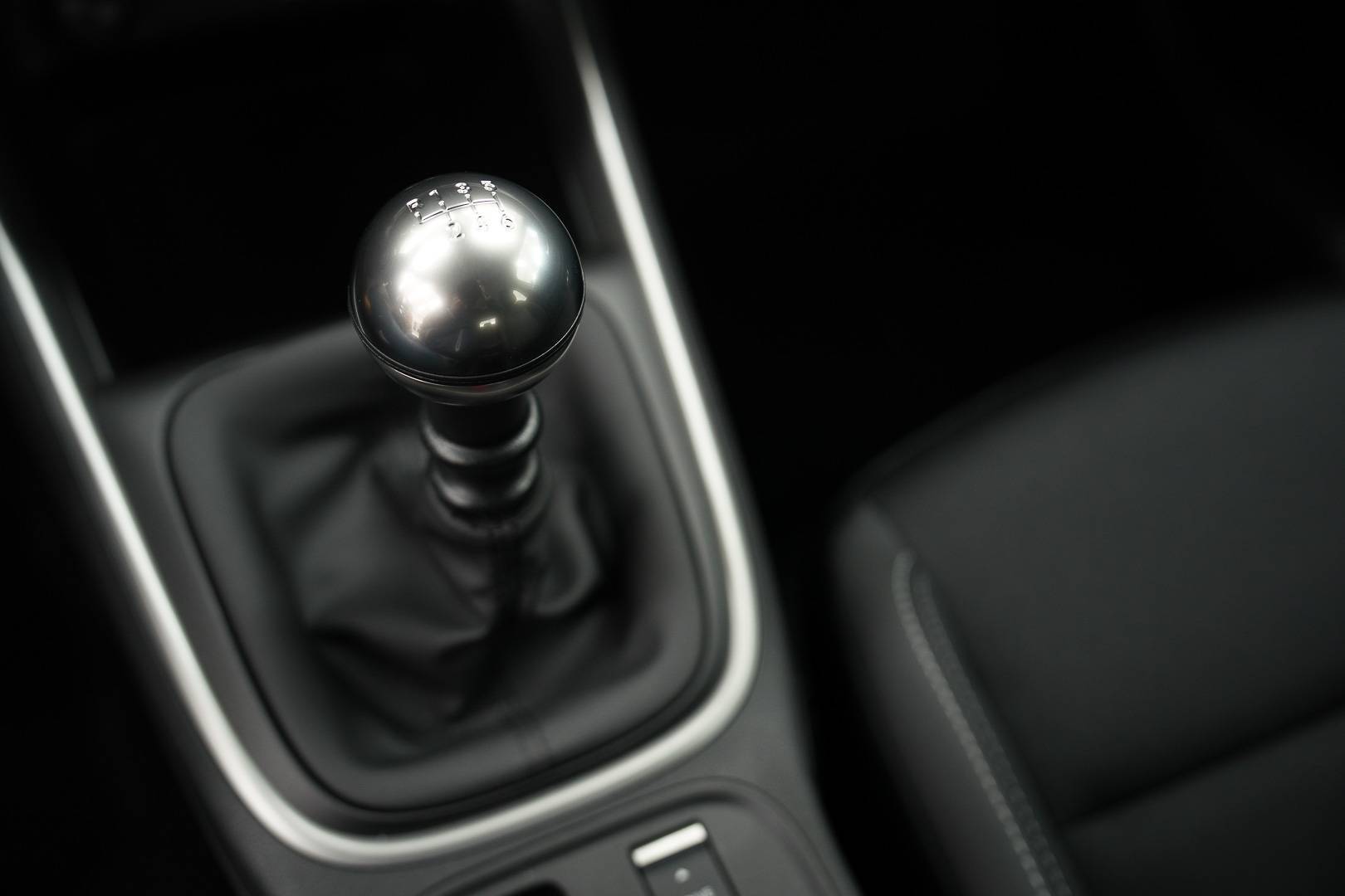 JEEP Avenger - Foto 18