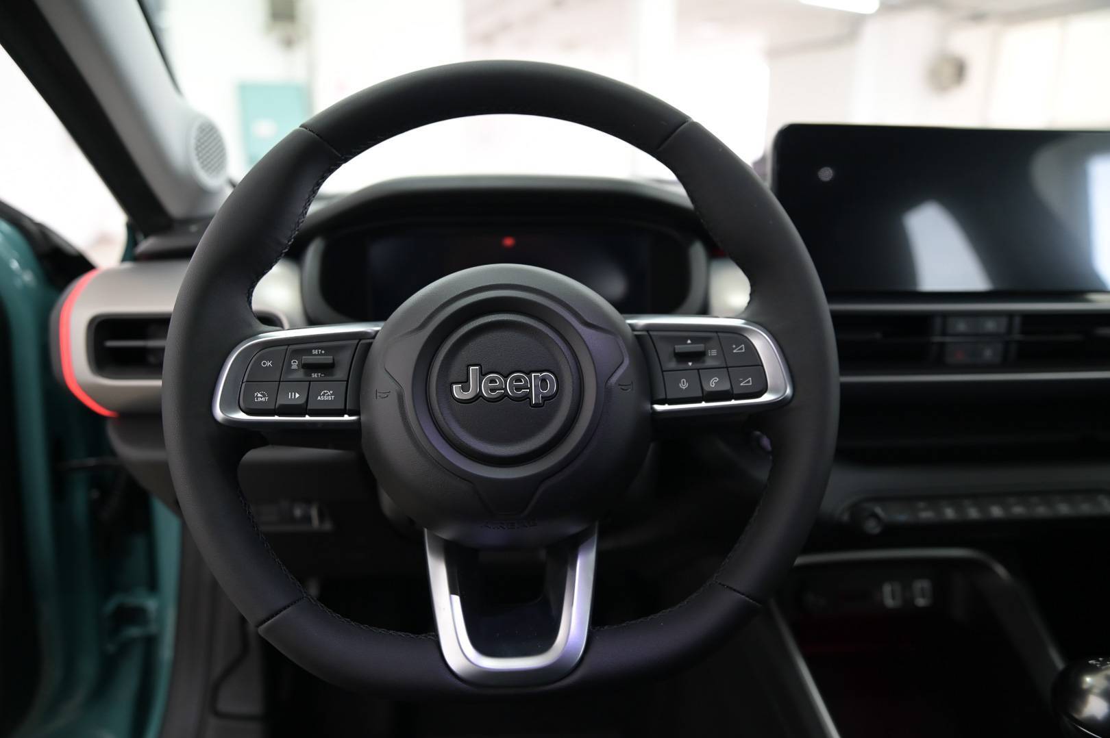 JEEP Avenger - Foto 12