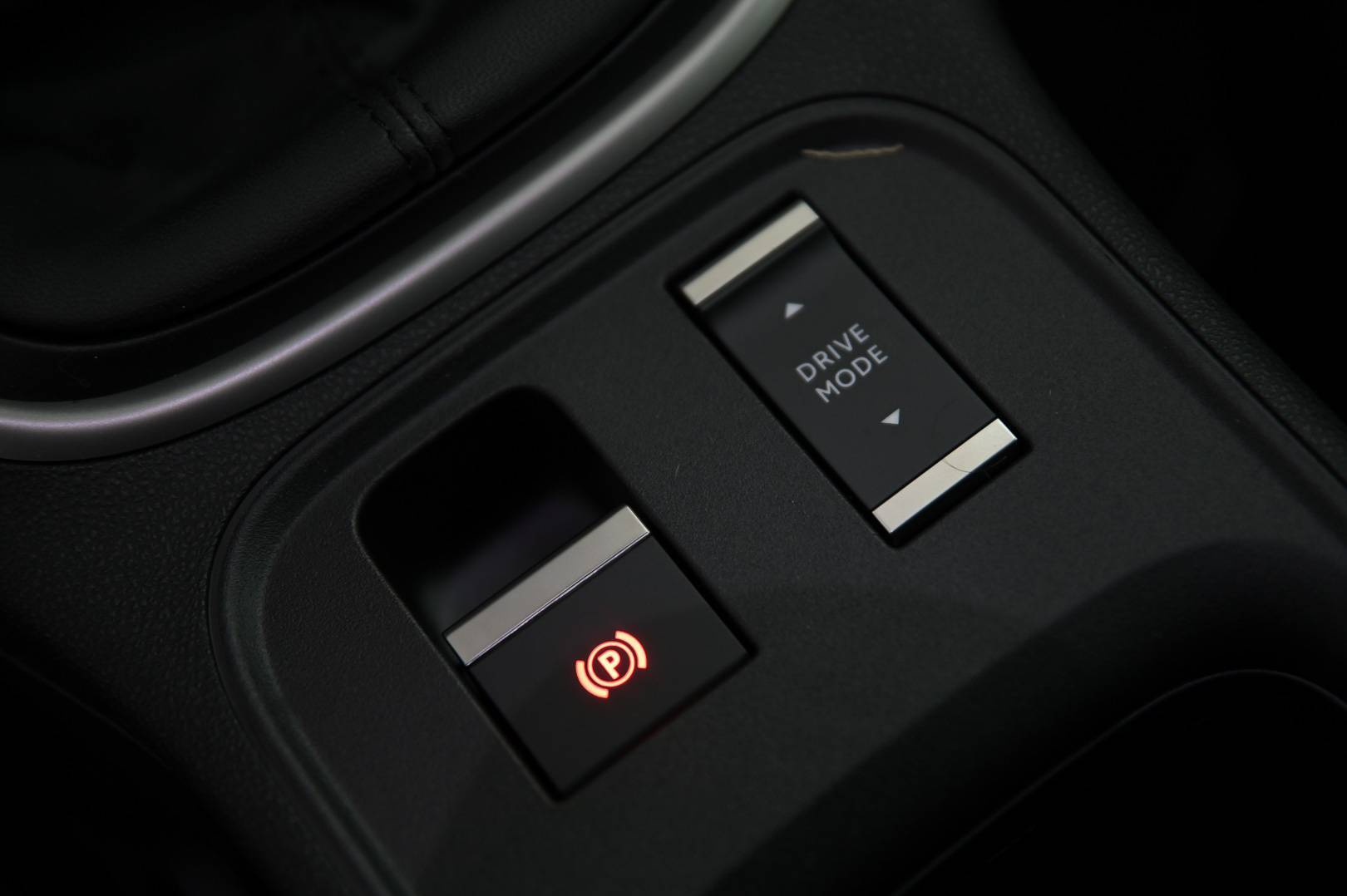 JEEP Avenger - Foto 21