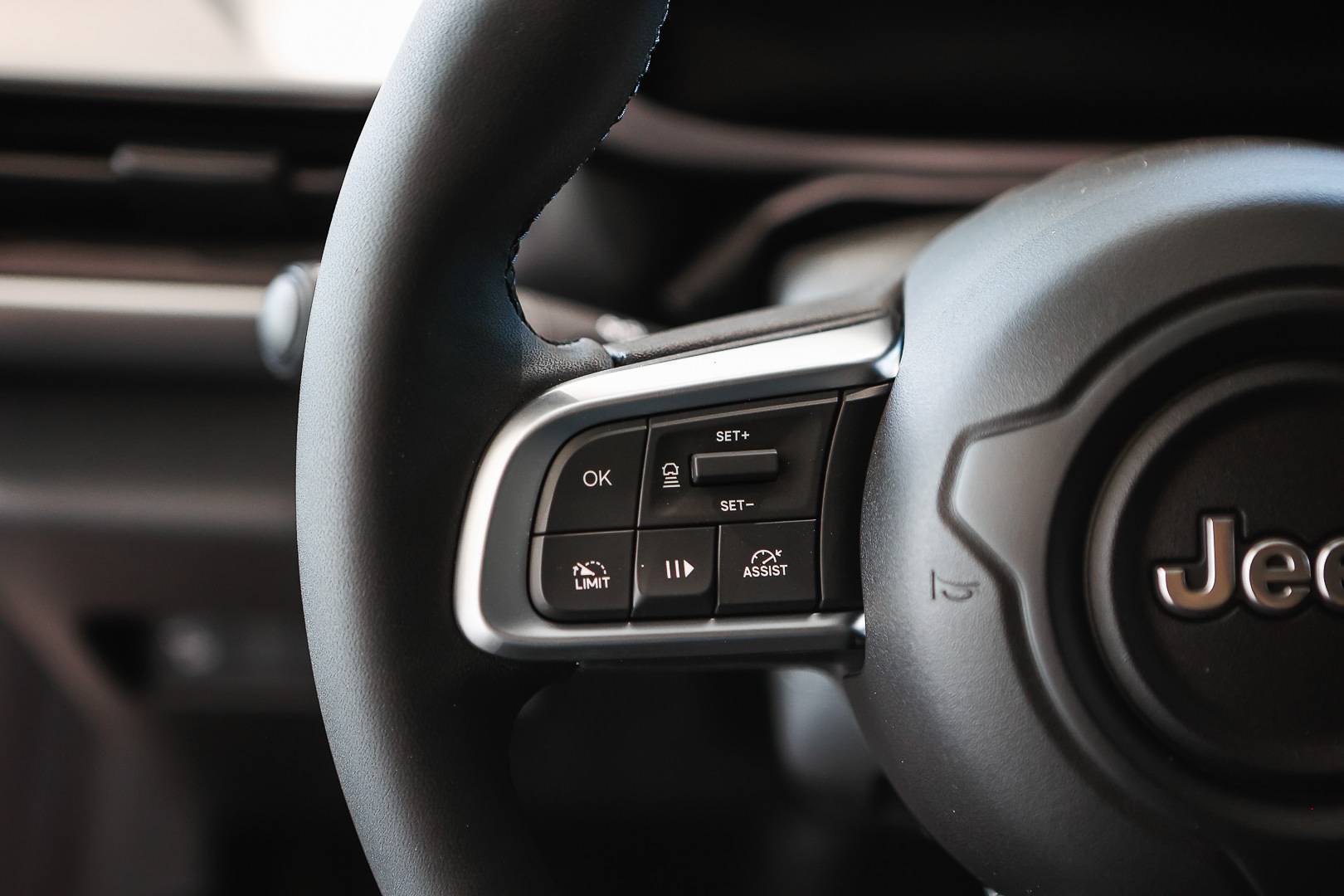 JEEP Avenger - Foto 12