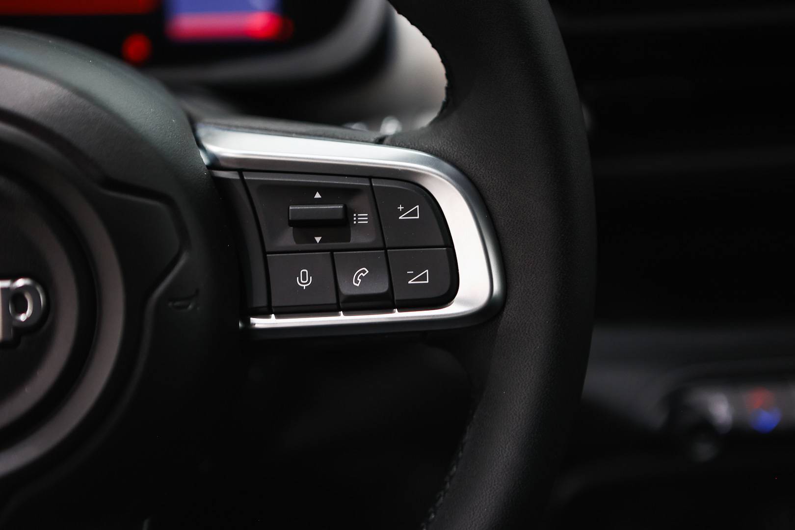 JEEP Avenger - Foto 11